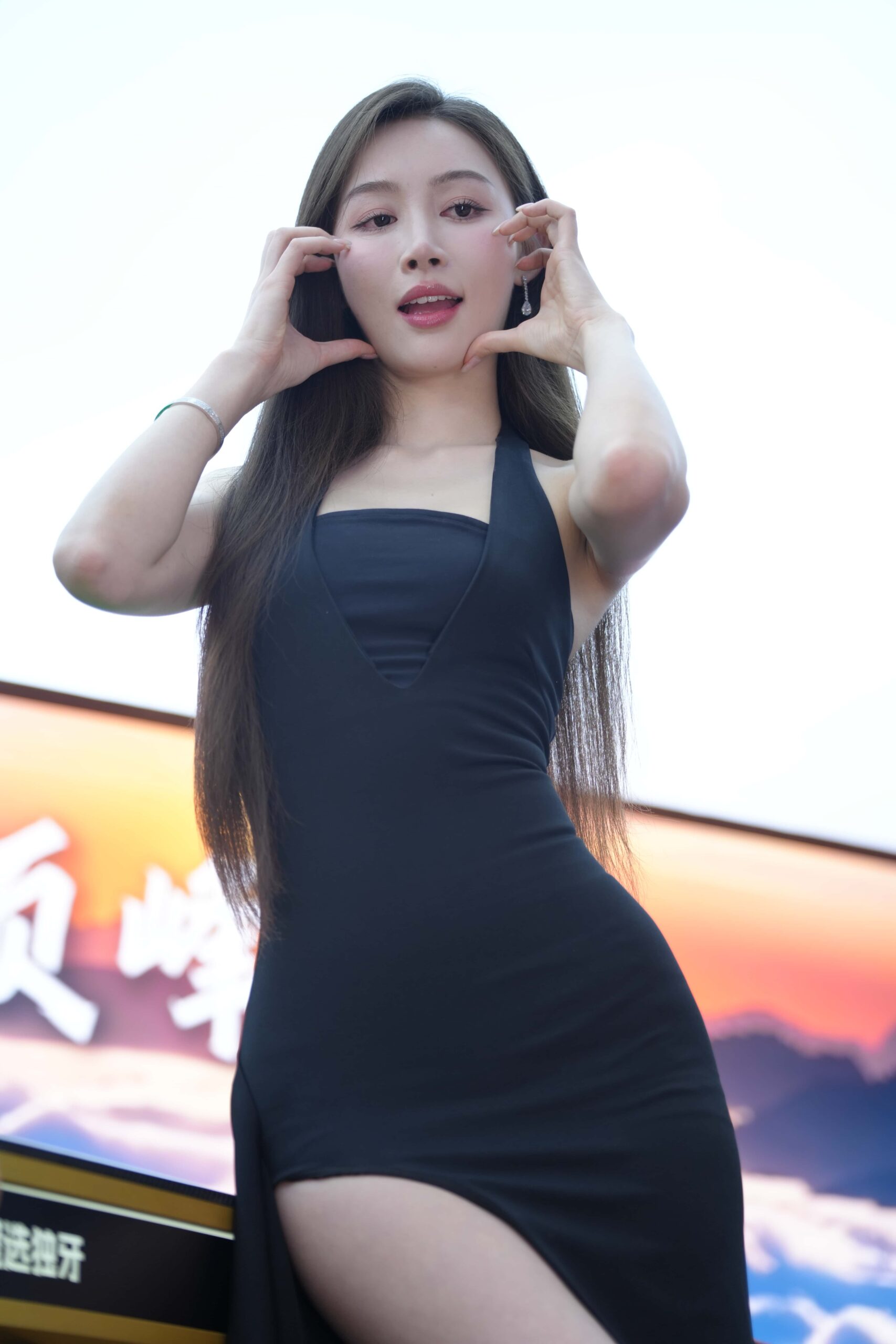 No.9050 2025年广州台球展视图合集B [322P38V-42.8GB]