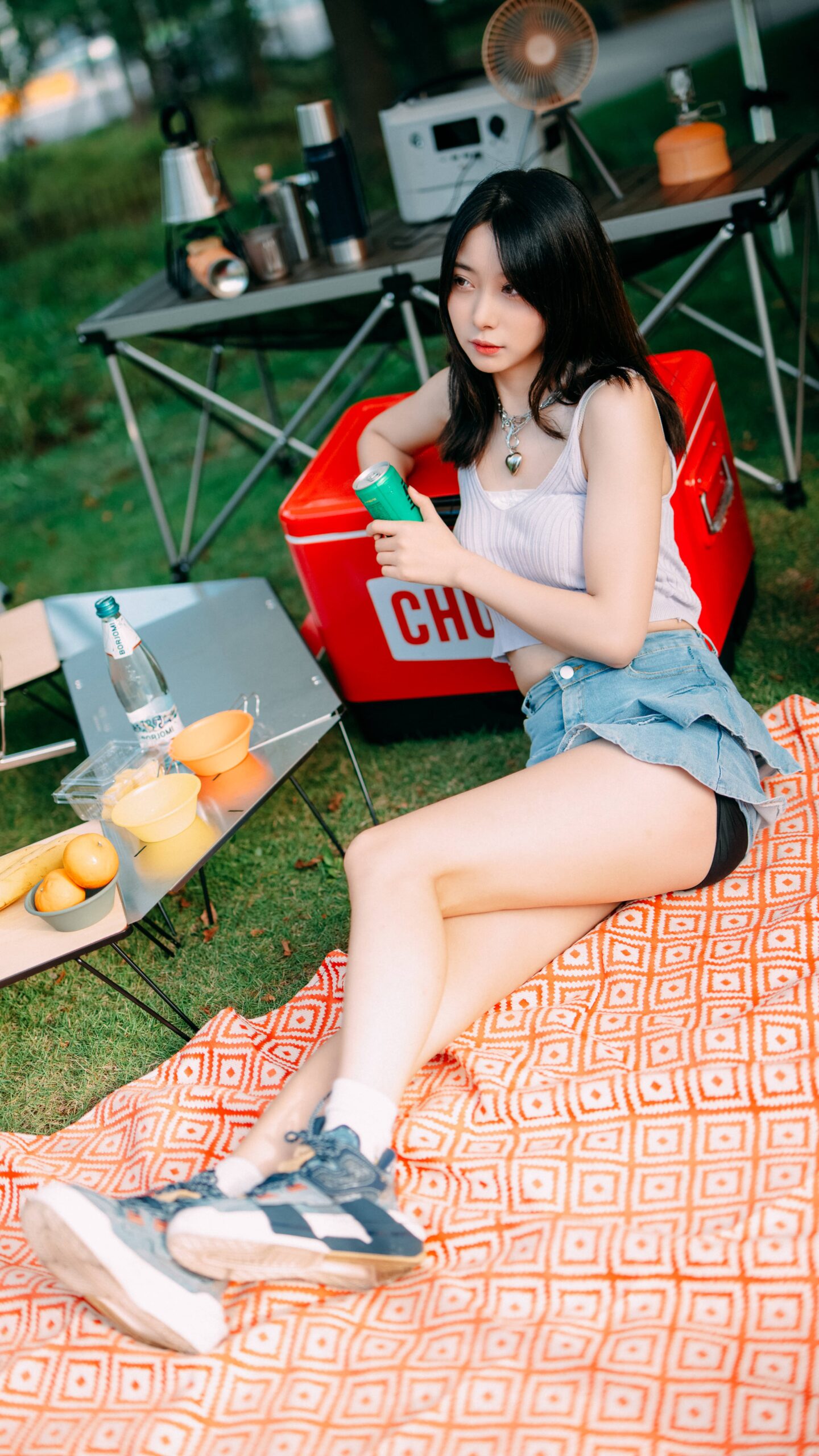 GS-Y0114  夏天的白加黑 小可爱 [47P-607MB]