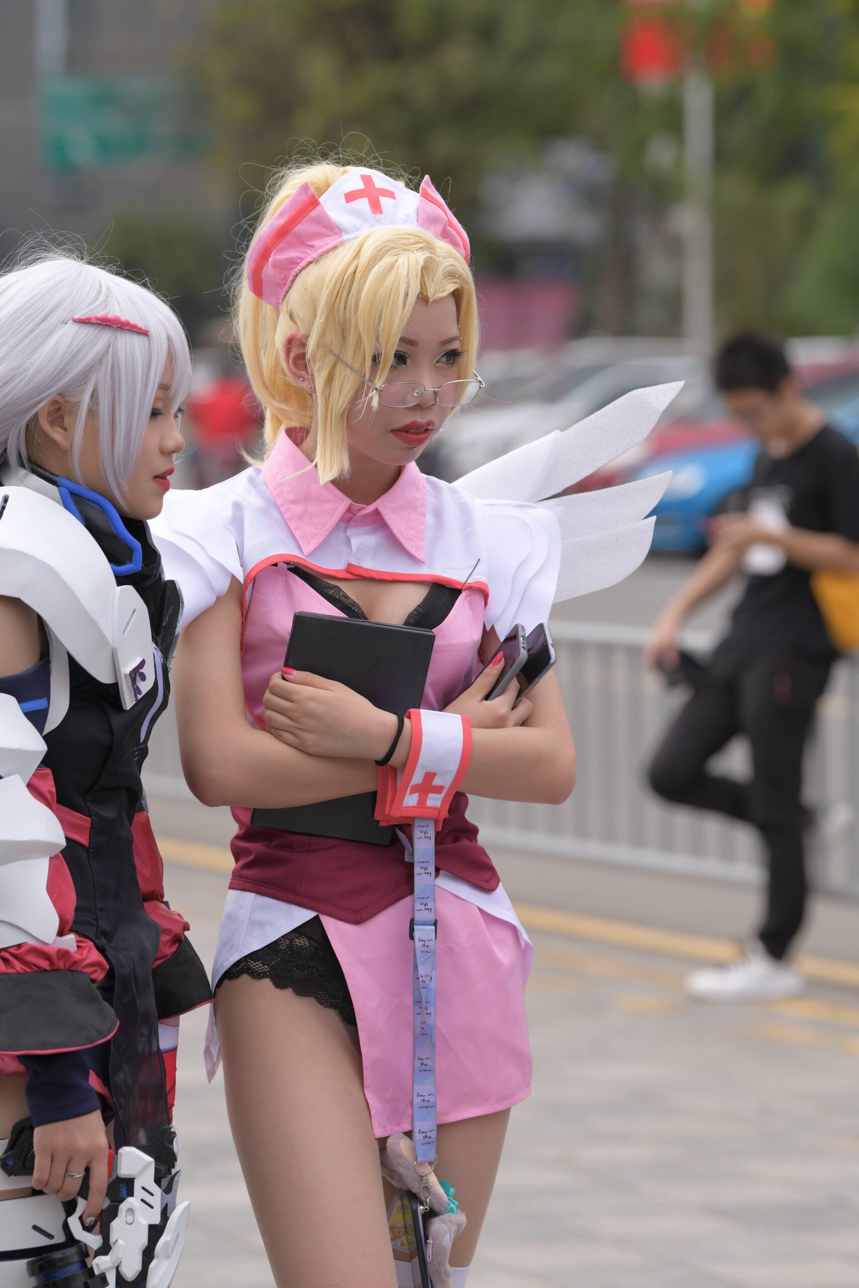 No.9099 高挑cos小姐姐 [70P-1.47GB]