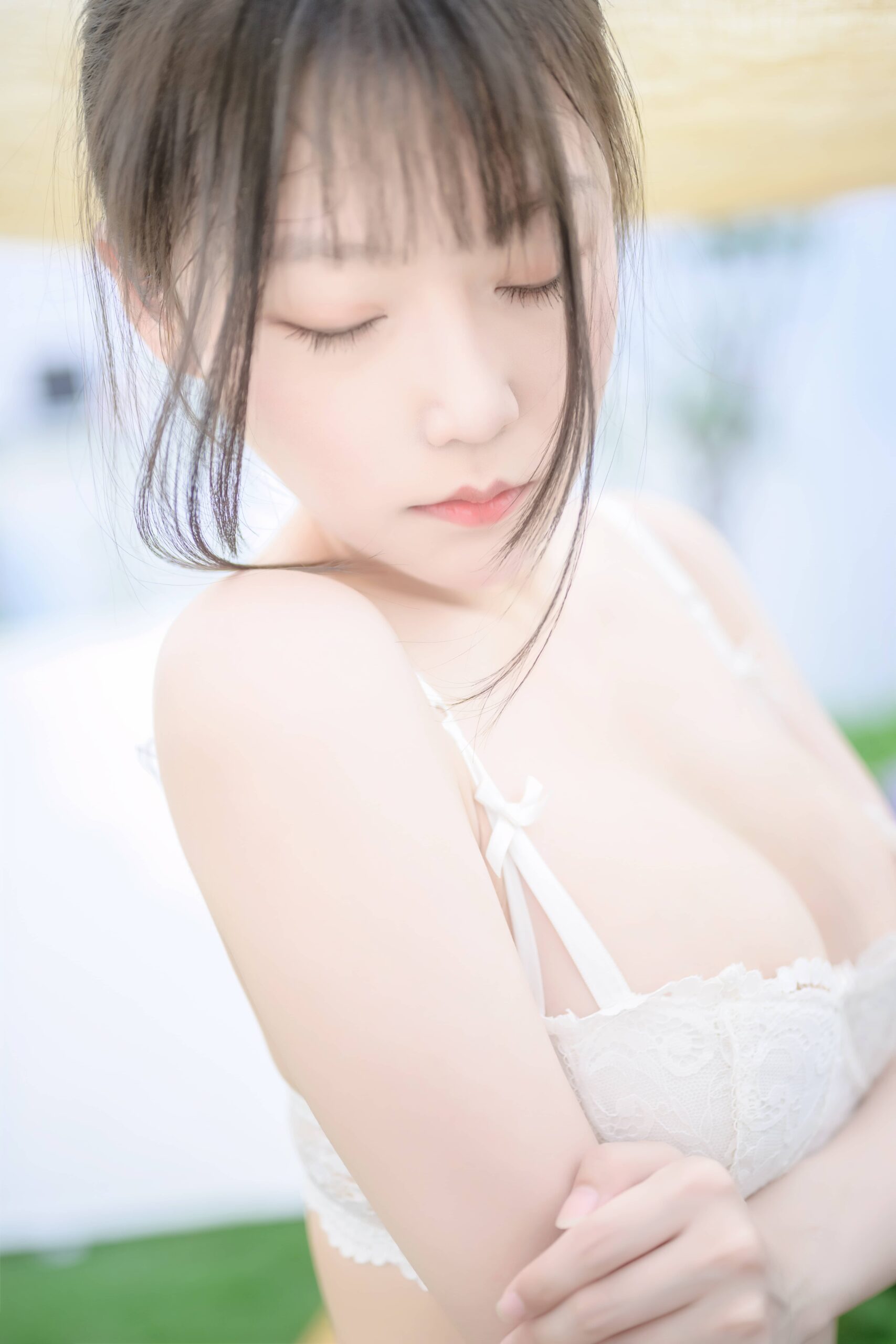 香草喵露露写真 - 阳光庭院制服 [50P-714MB]