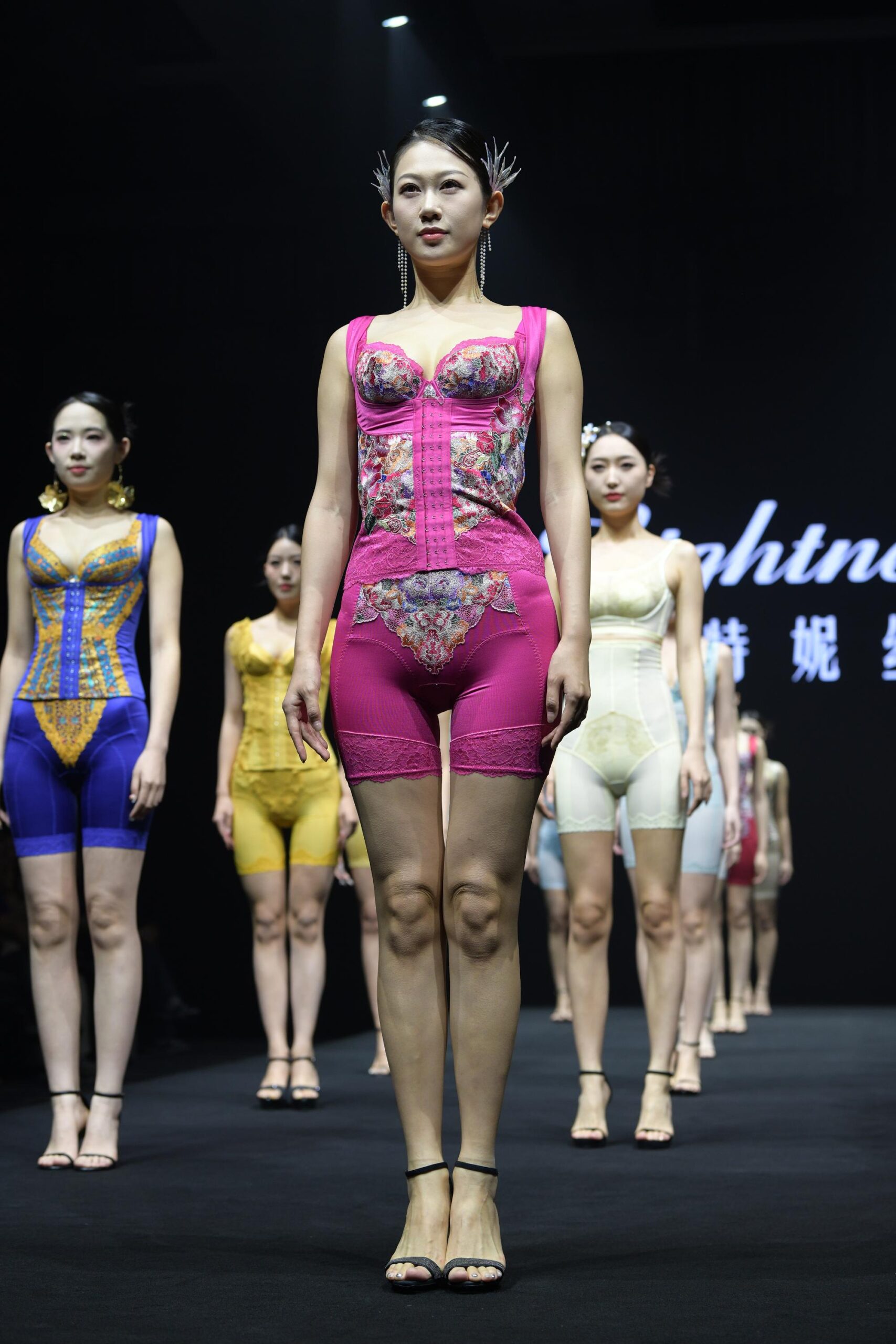 No.9094 束身内衣 [487P-11.3GB]