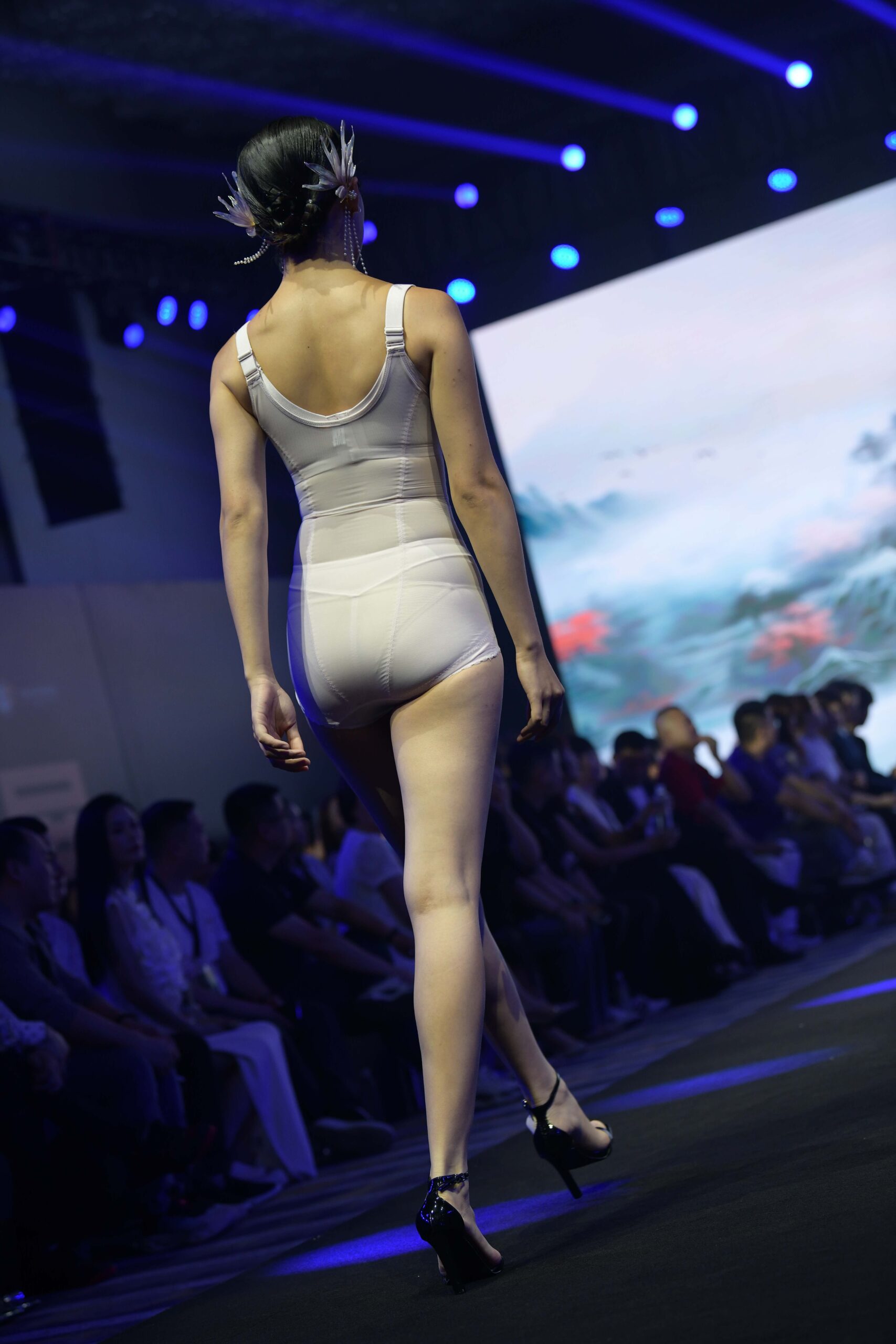 No.9094 束身内衣 [487P-11.3GB]