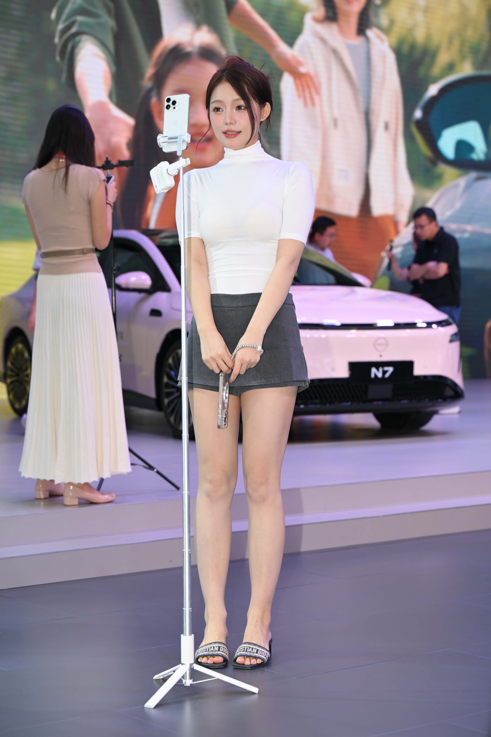 GS-X516  网红大白腿【113P  1.96G】