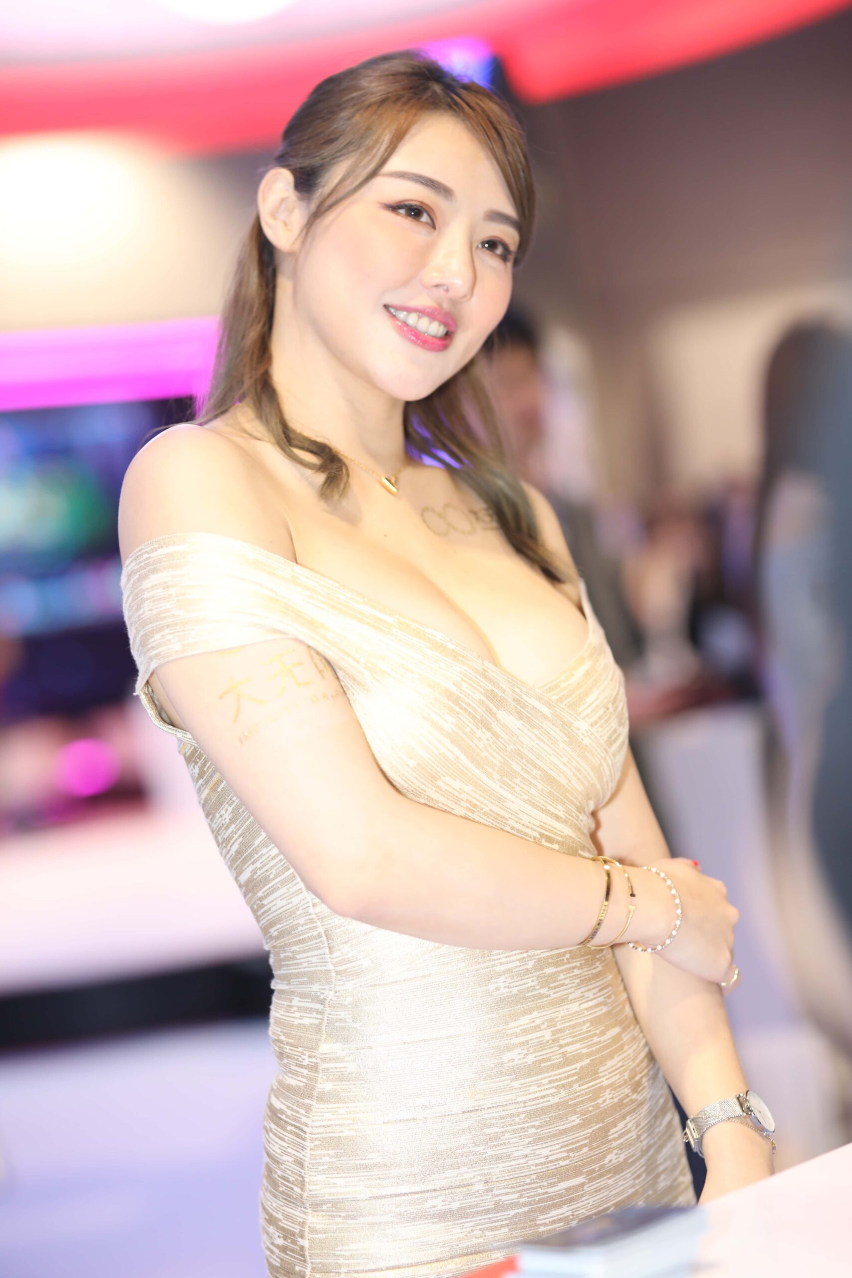 No.9344 吊带修身裙 [132P15V-7.85GB]