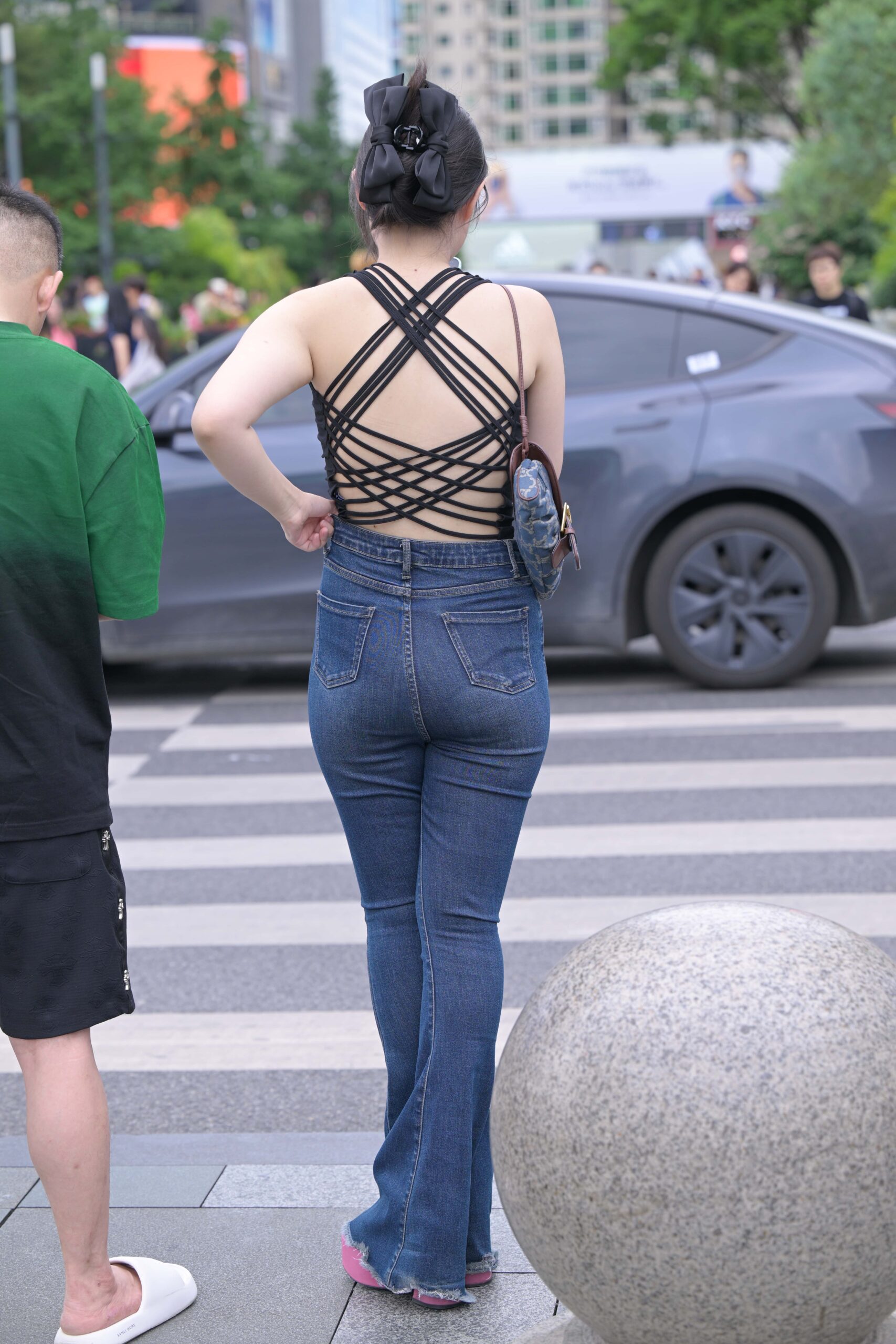 GS-M181   街边紧牛 【211P   6.59G】