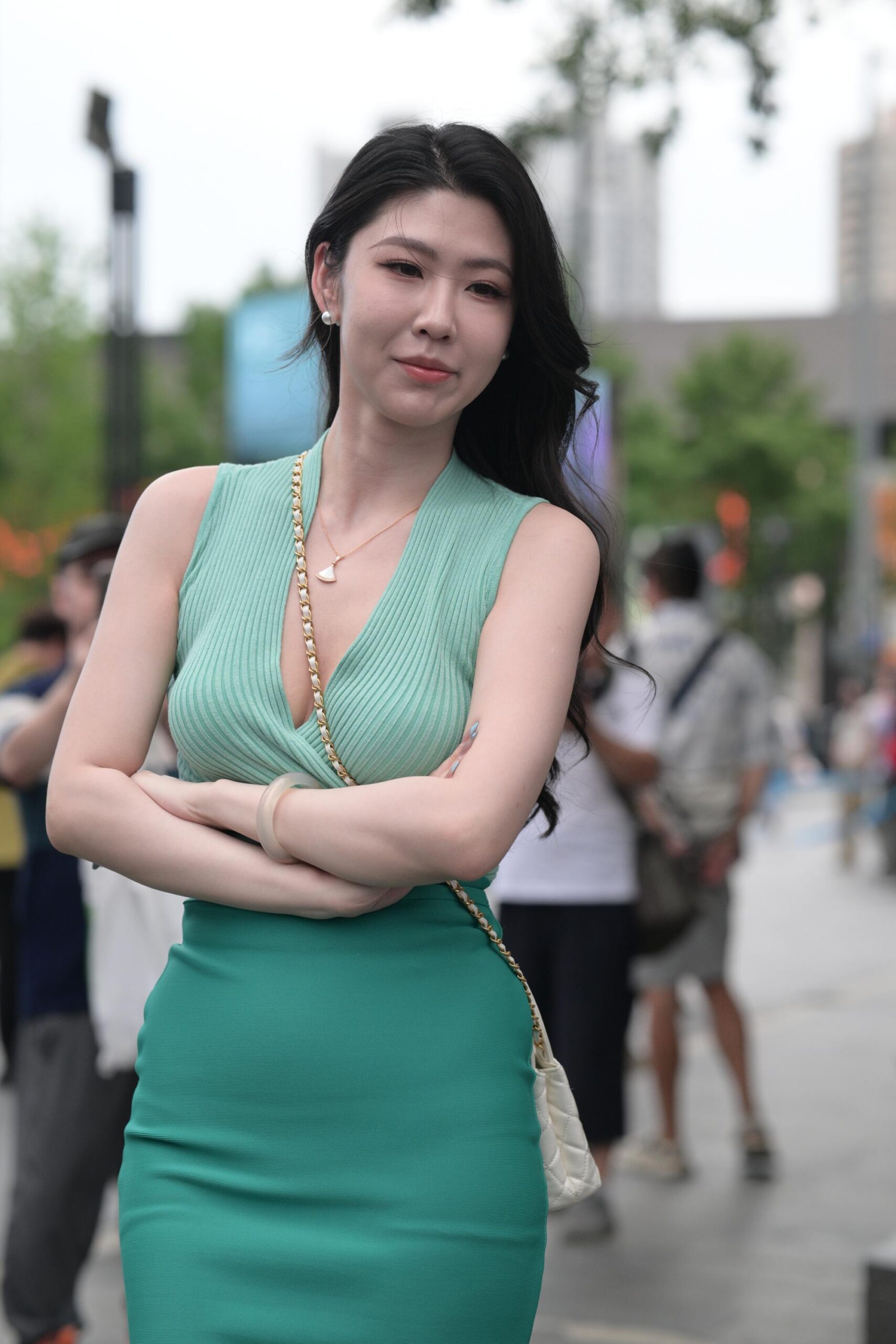 No.9293 白嫩绿色包臀裙 [272P-6.60GB]