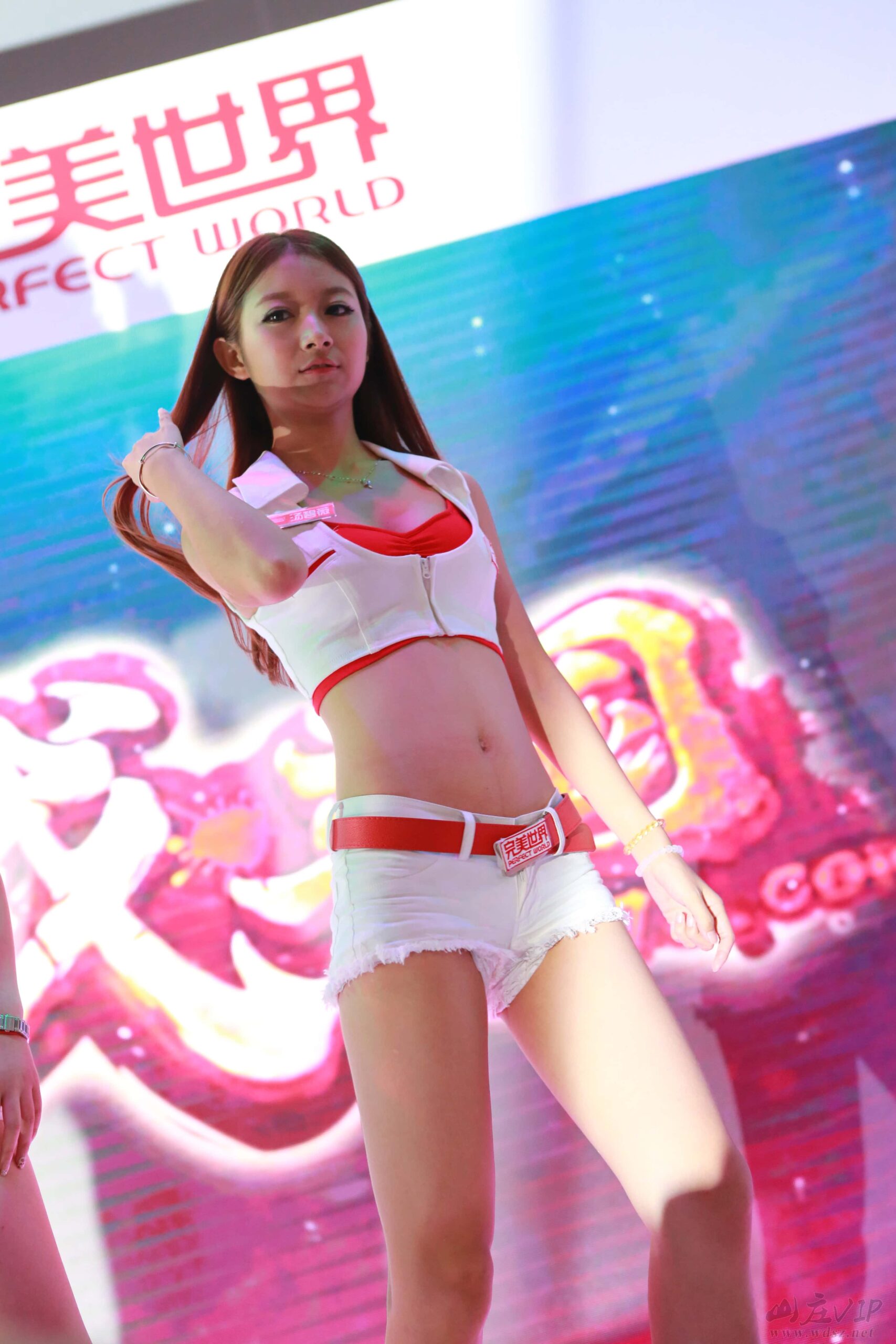 2013ChinaJoy完美世界热裤ShowGirl图集 [274P3.00GB]