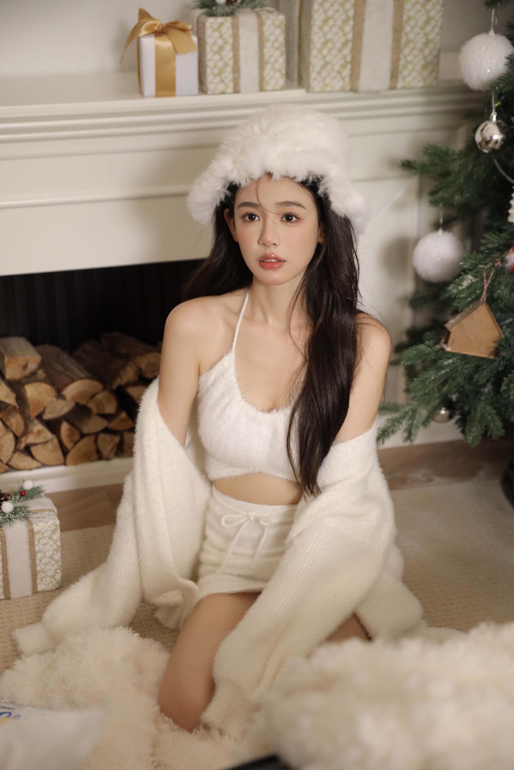 GS-Y0155  Merry Christmas 光头强 [33P-306MB]