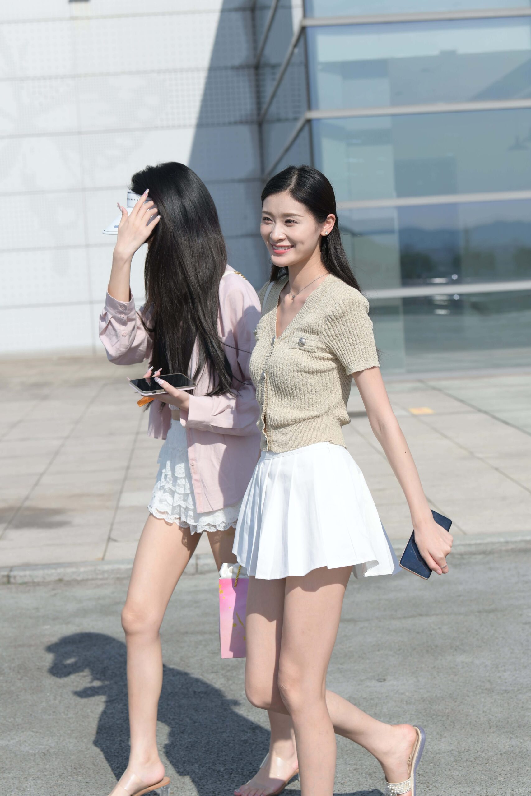 No.9239 青春靓丽姐妹花 [88P-1.74GB]