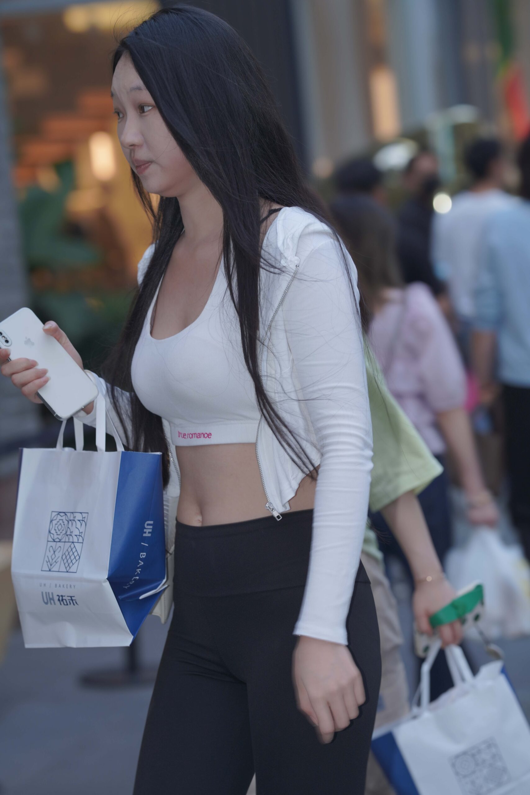 GS-X629 黑裤小姐姐【54P  633M】