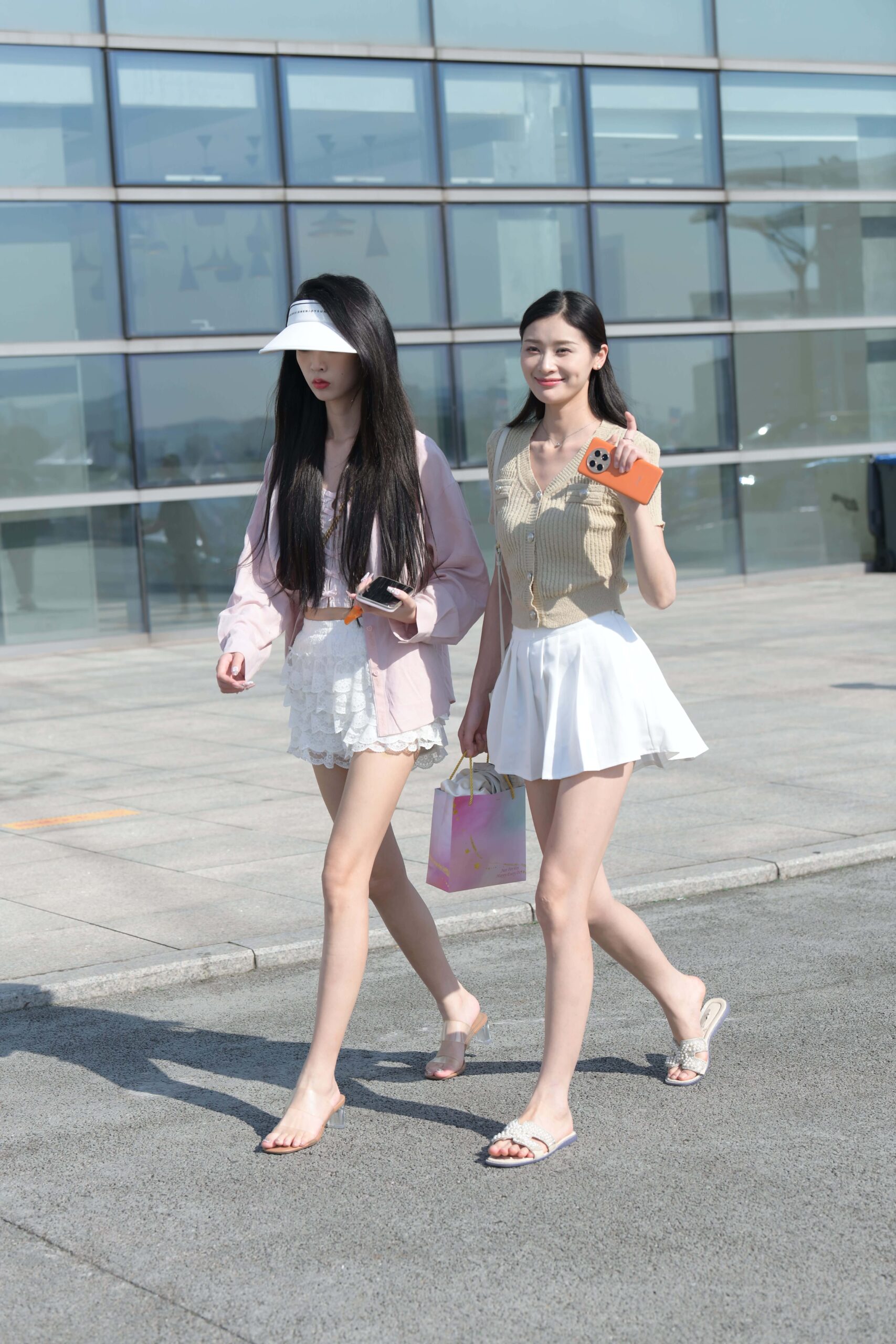 No.9239 青春靓丽姐妹花 [88P-1.74GB]