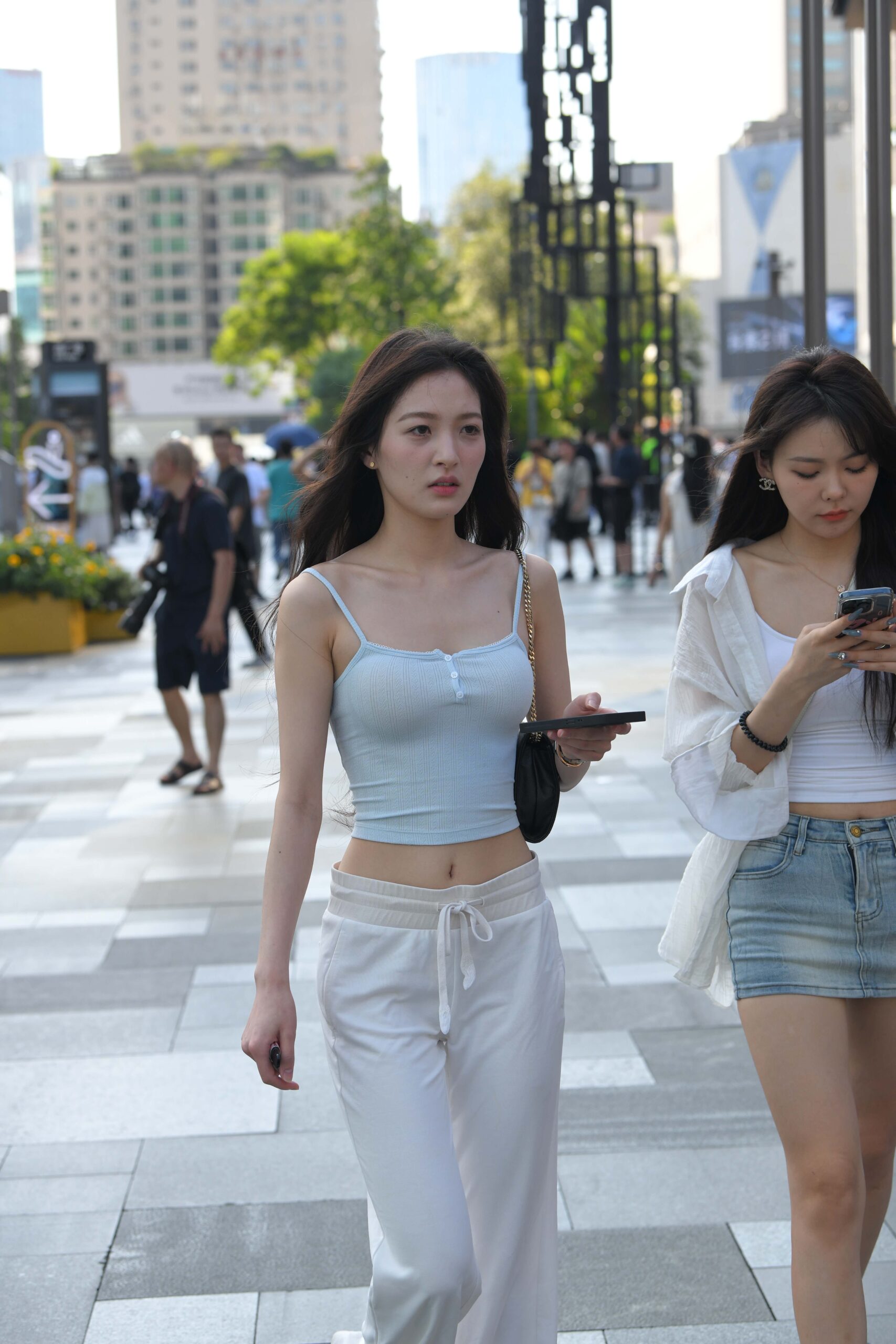 GS-T626 街拍白长裤吊带衫小姐姐 【77P   1.75G】