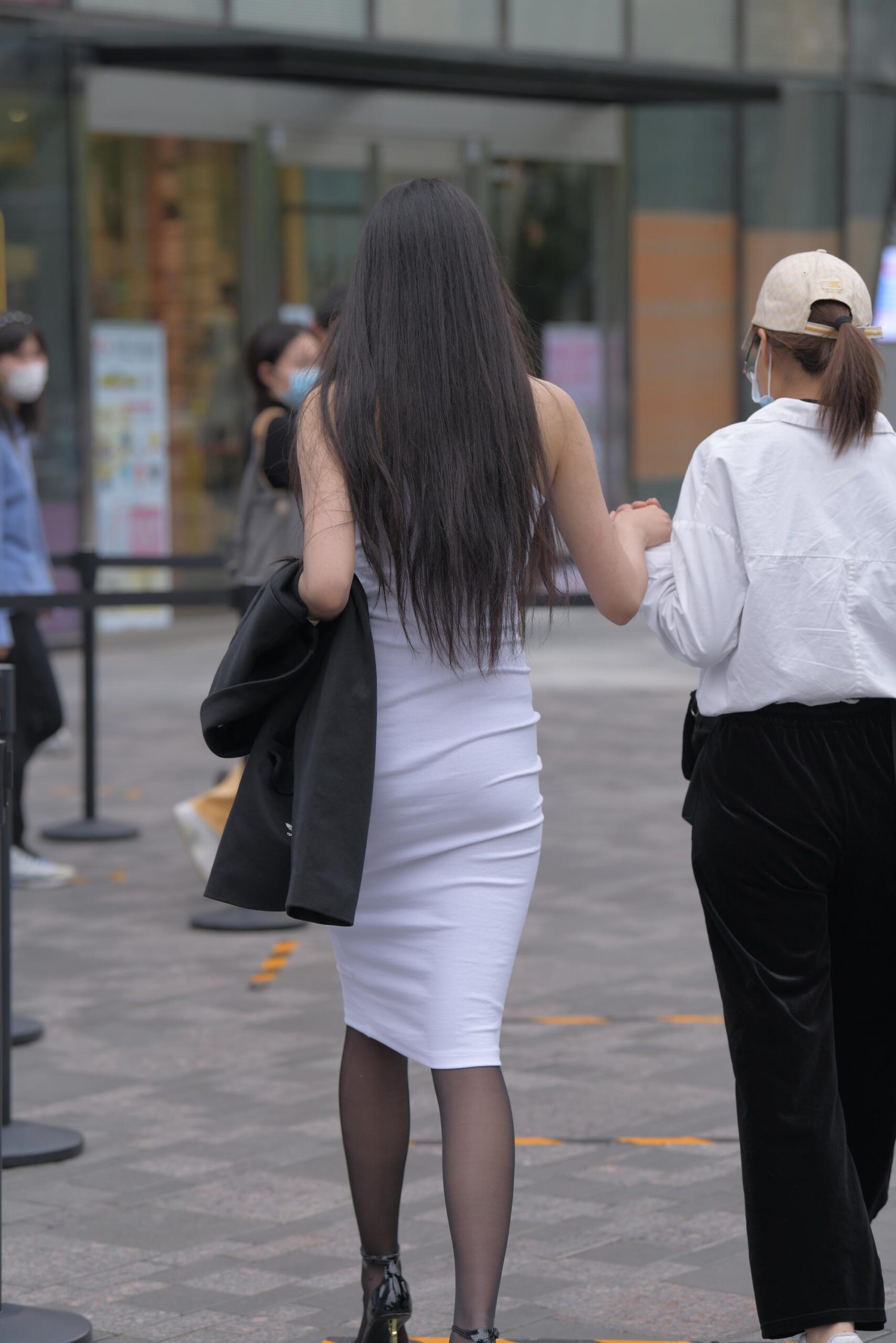 GS-K078 包屯裙黑丝美女[98P 2.24G]