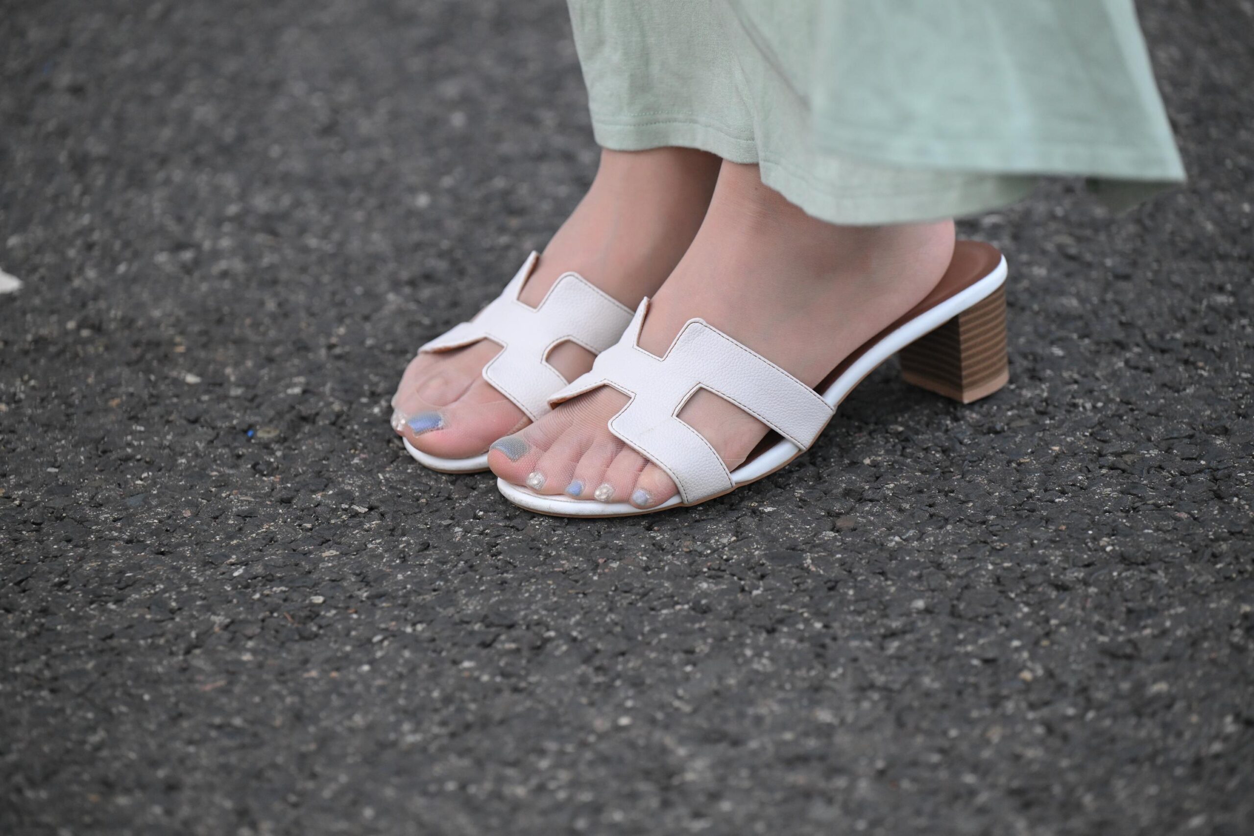 No.9454 优雅绿色长裙 [108P-2.17GB]