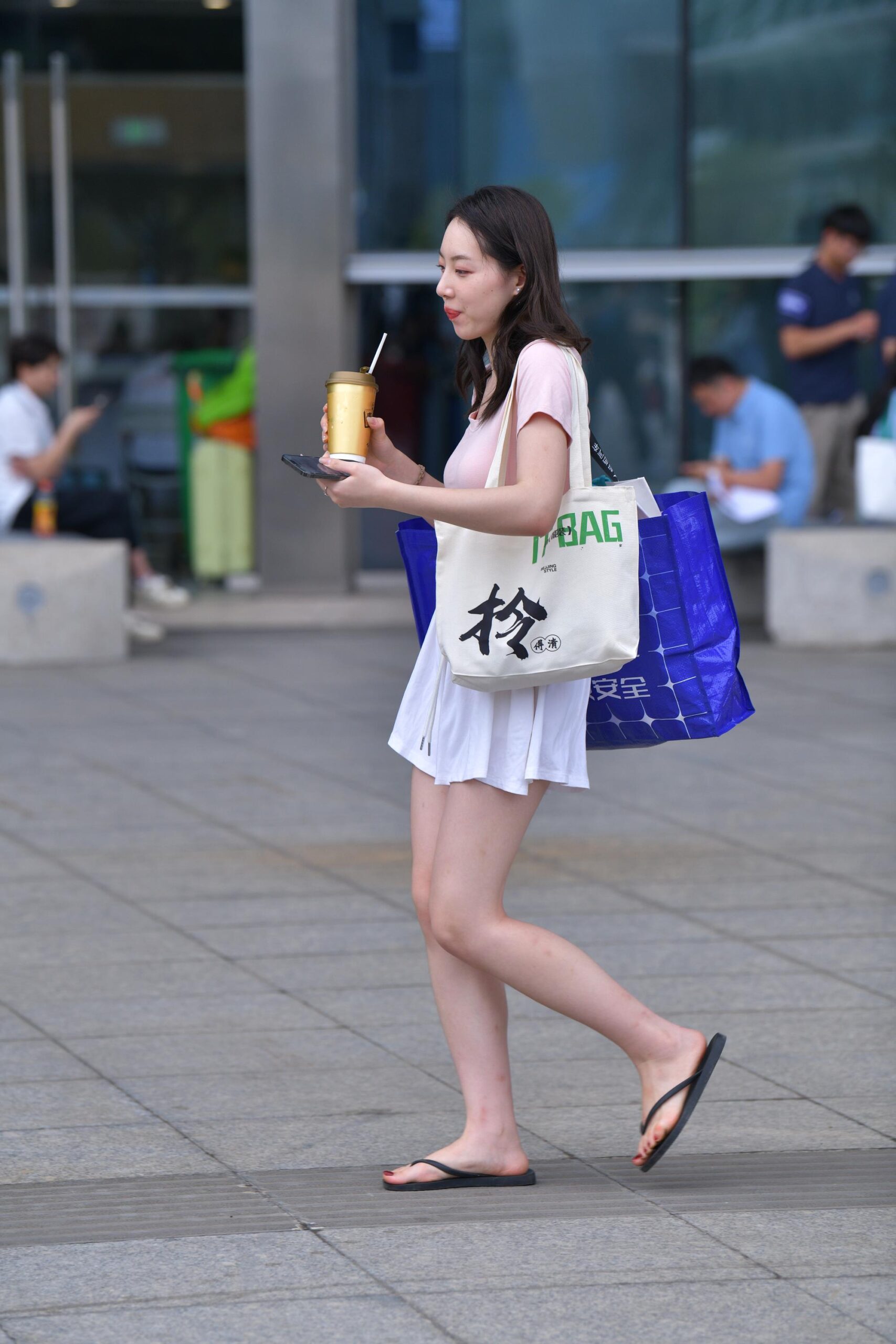 GS-X714  白裙人字拖 250918-55 【55P  1.26G】