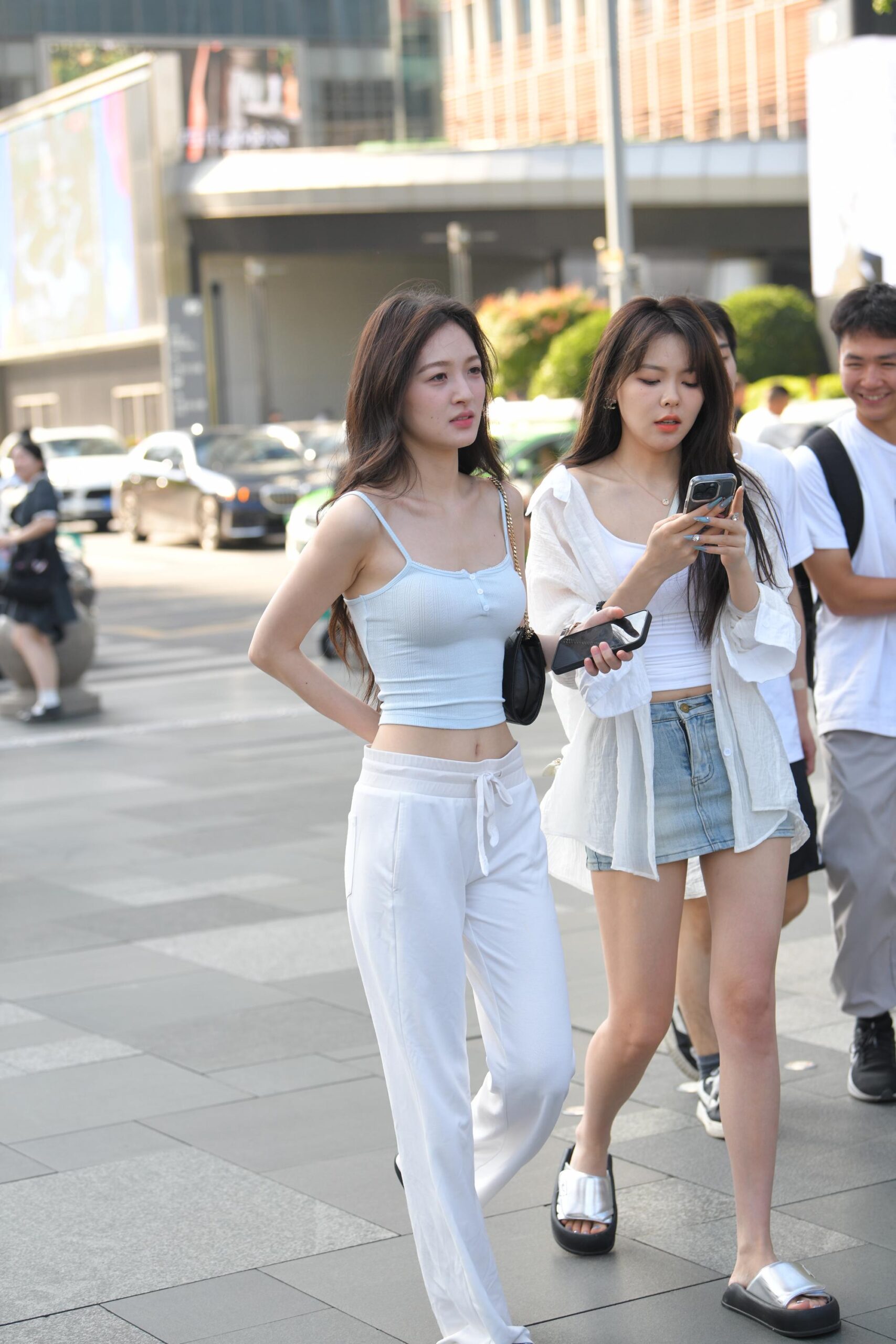 GS-T626 街拍白长裤吊带衫小姐姐 【77P   1.75G】