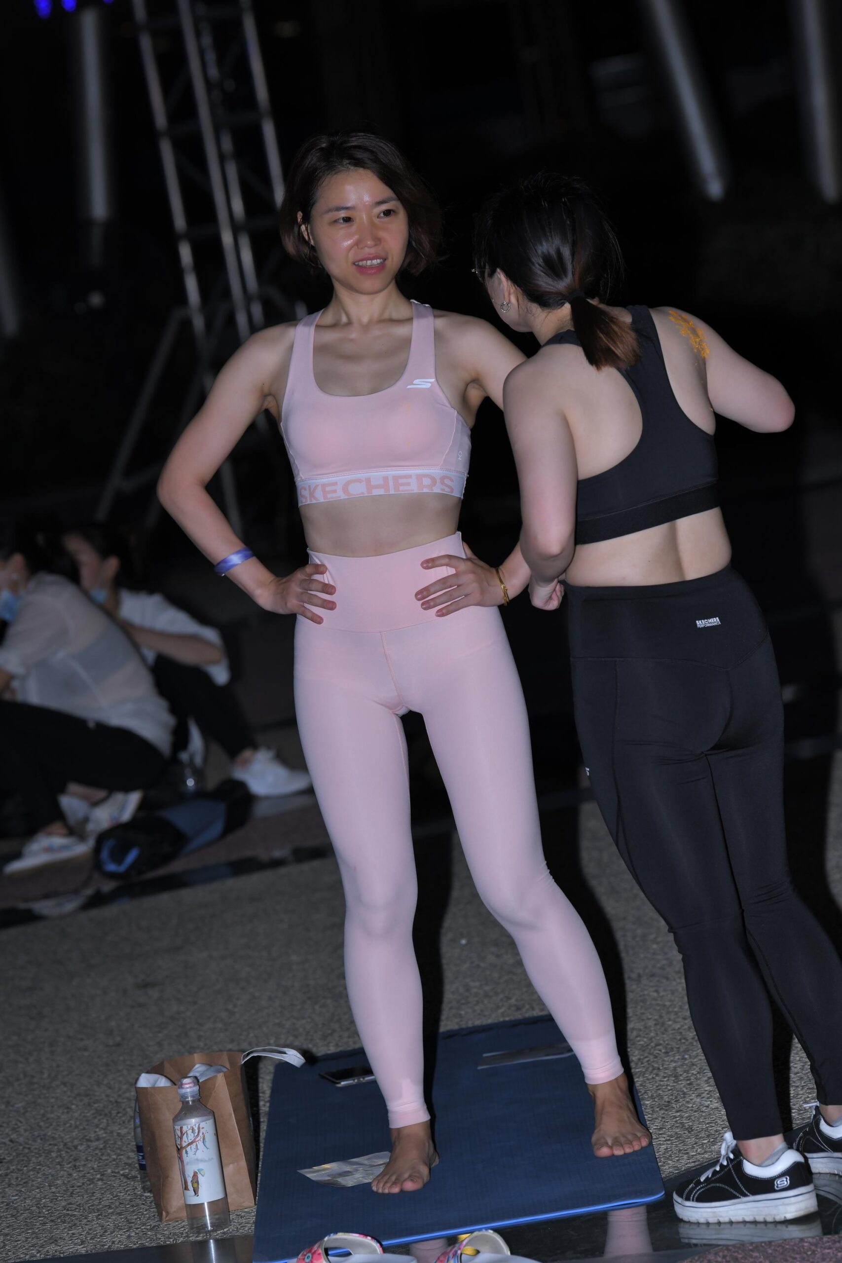 No.9553 海边夜空下瑜珈 [122P-3.00GB]