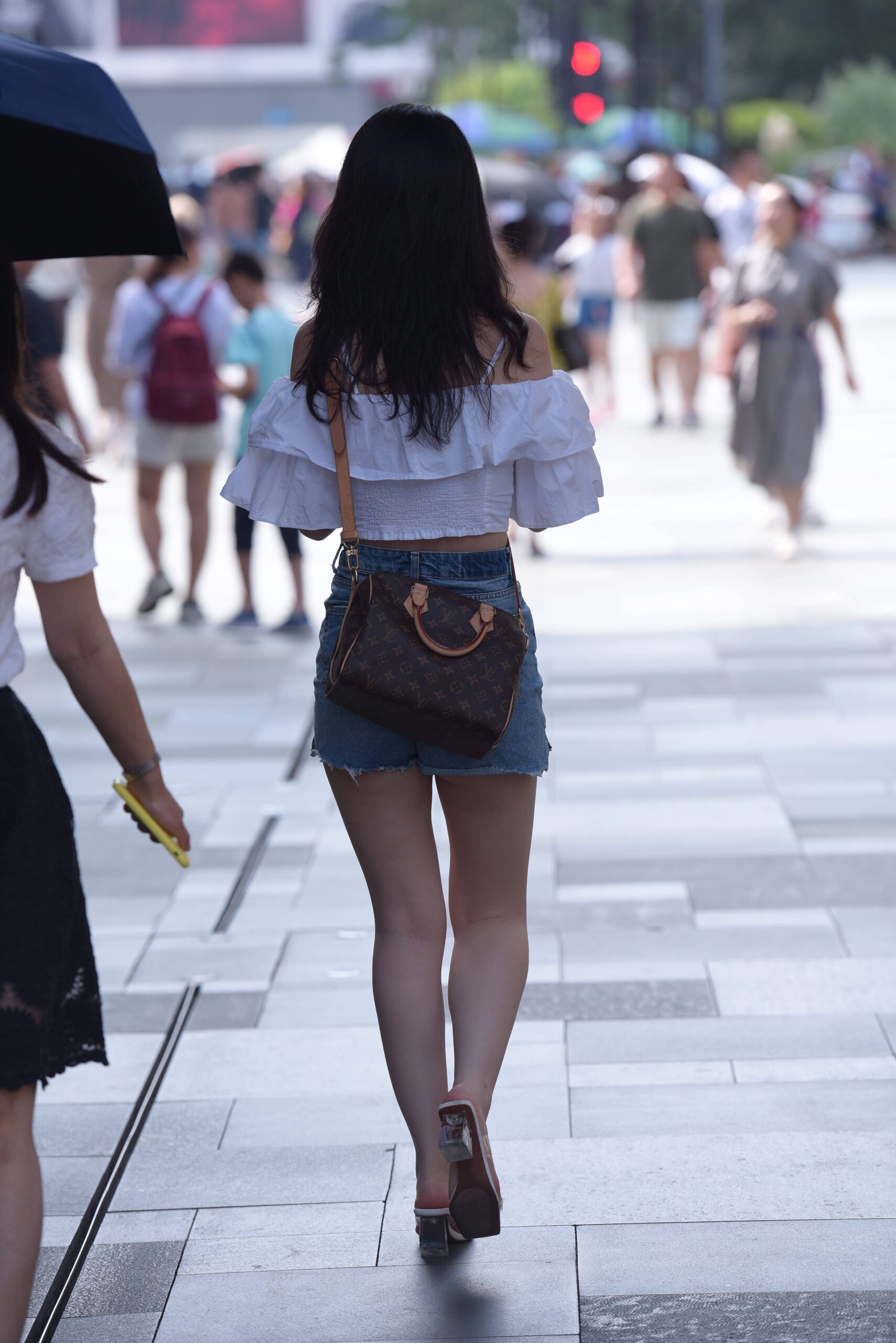 GS-K096 热裤美女【66P2V 1.44G】