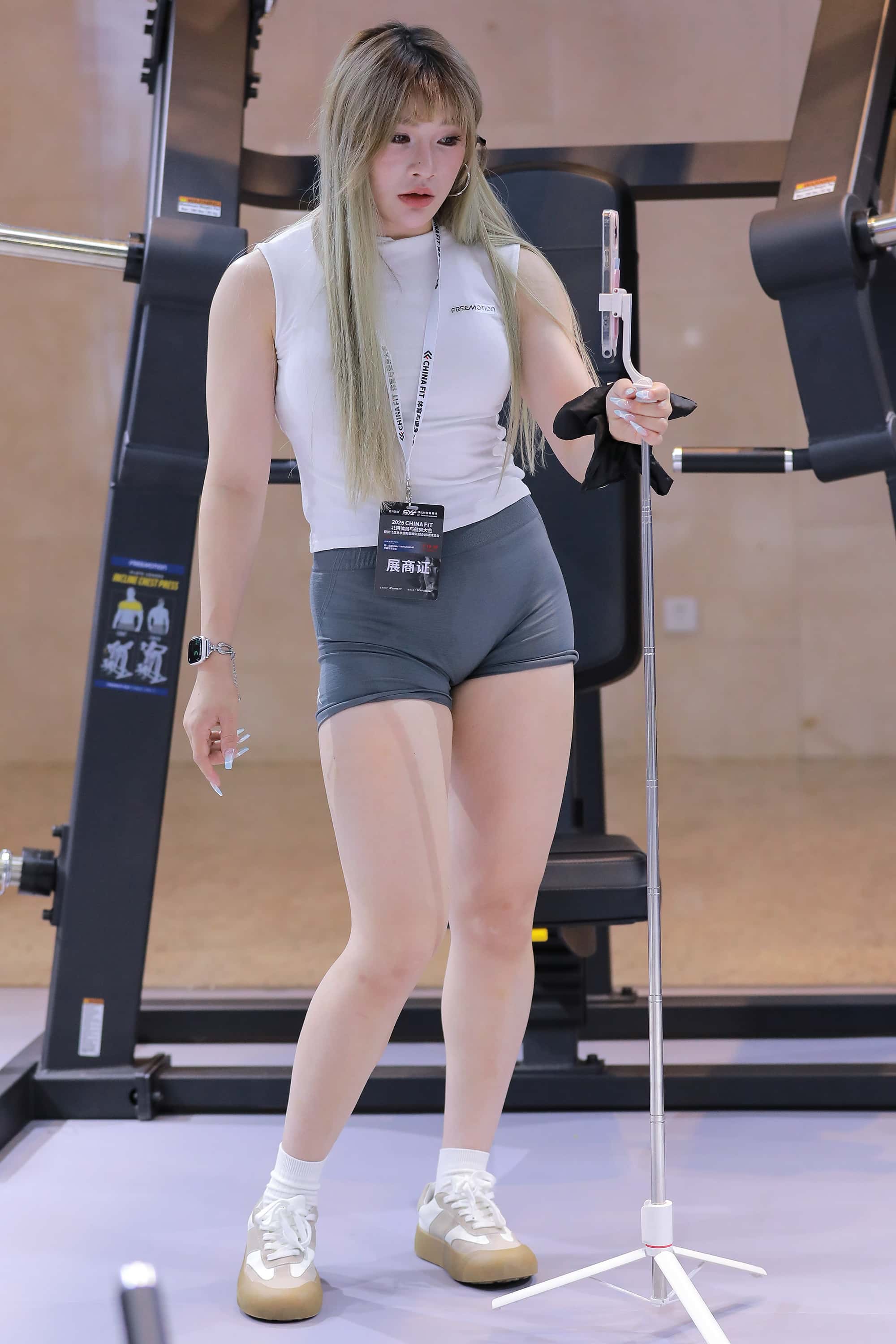 GS-T690   健身美女 【73P  773M】