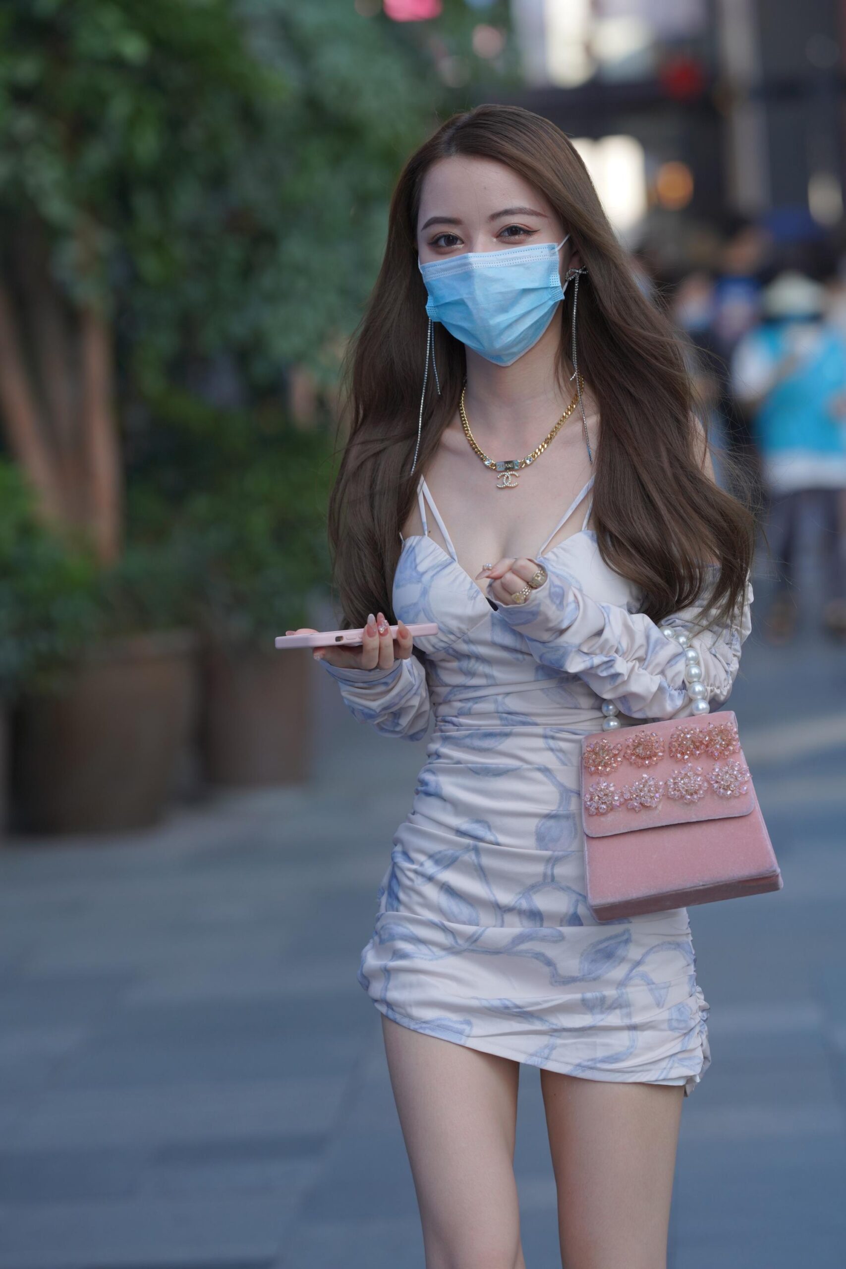 No.9496 蓝白吊带包臀裙 [135P1V-1.84GB]