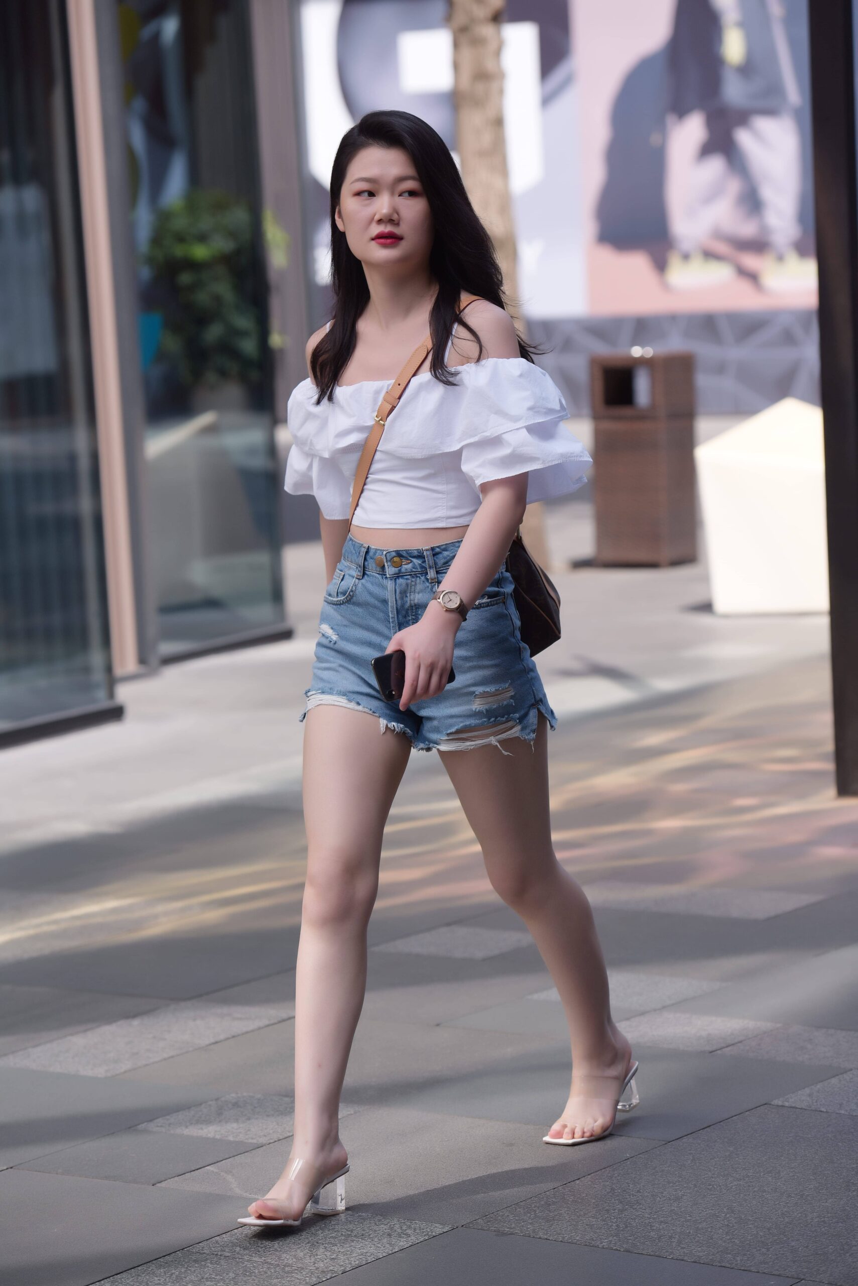 GS-K096 热裤美女【66P2V 1.44G】