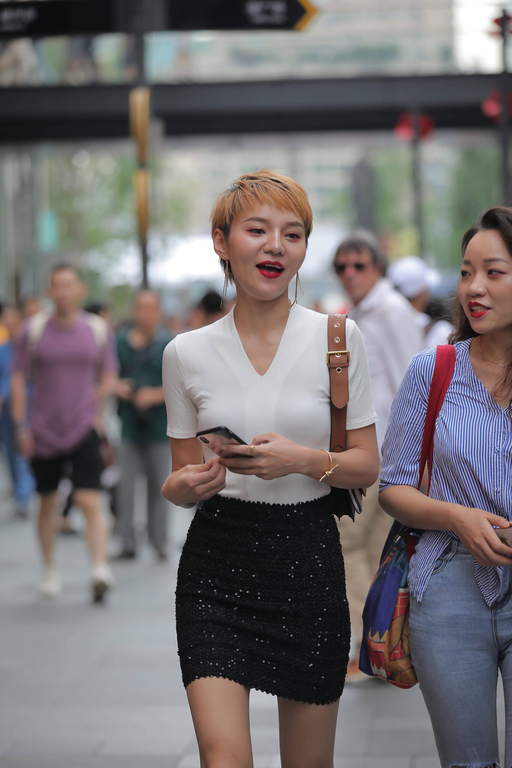 GS-K092 短发高挑美腿 【76P1V 936M】