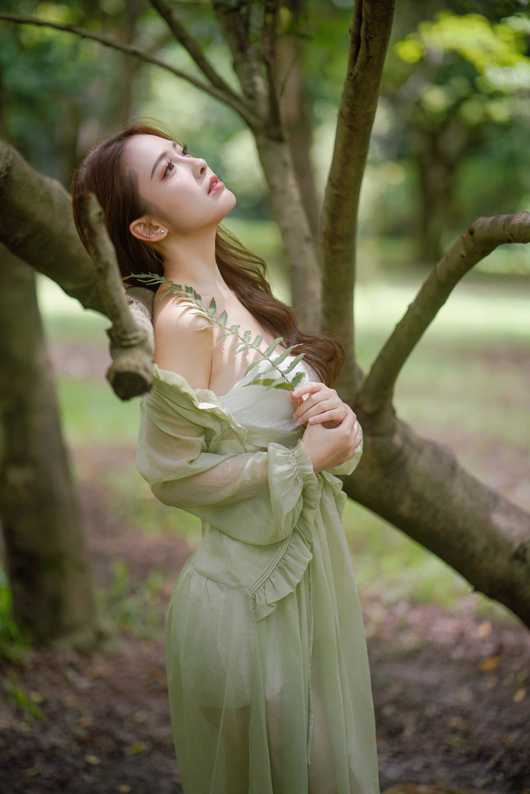 GS-Y0197 森林童话：绿裙少女与光共舞 颖儿YY [39P-1.47GB]