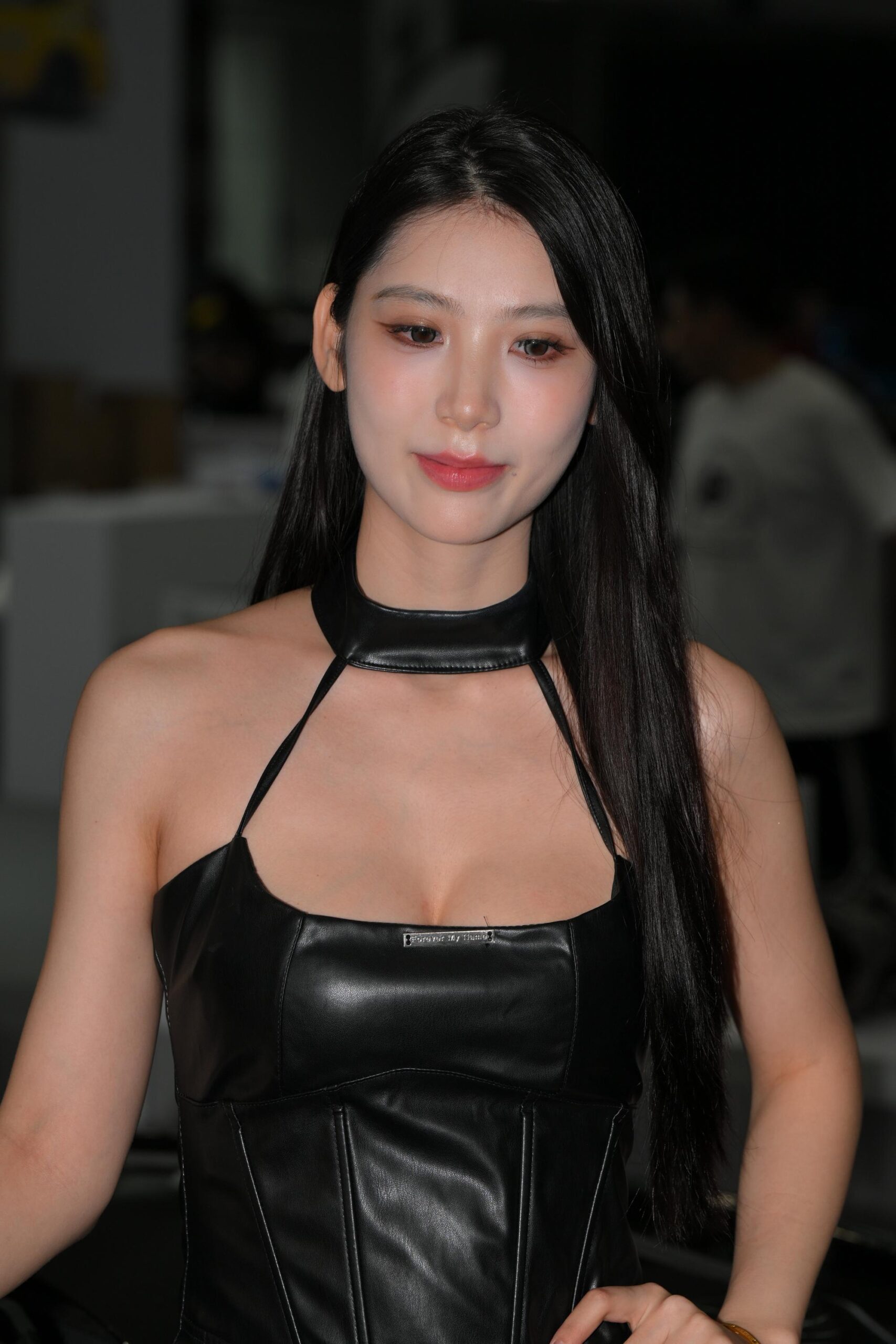 No.9557 黑色皮裙之亿心 [131P-2.40GB]