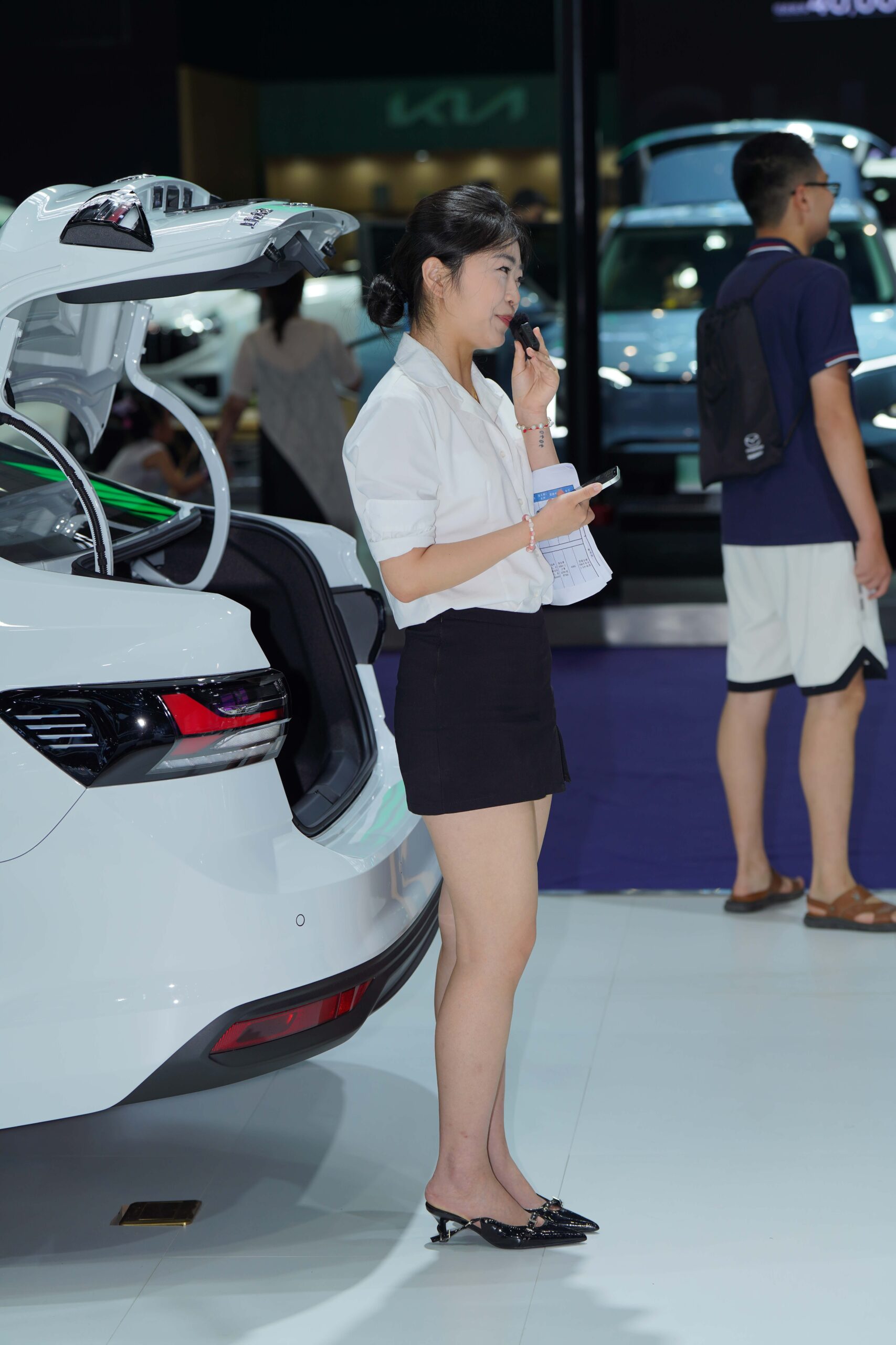 GS-T684  直播中的主播挑鞋美zu 【43P  546M】