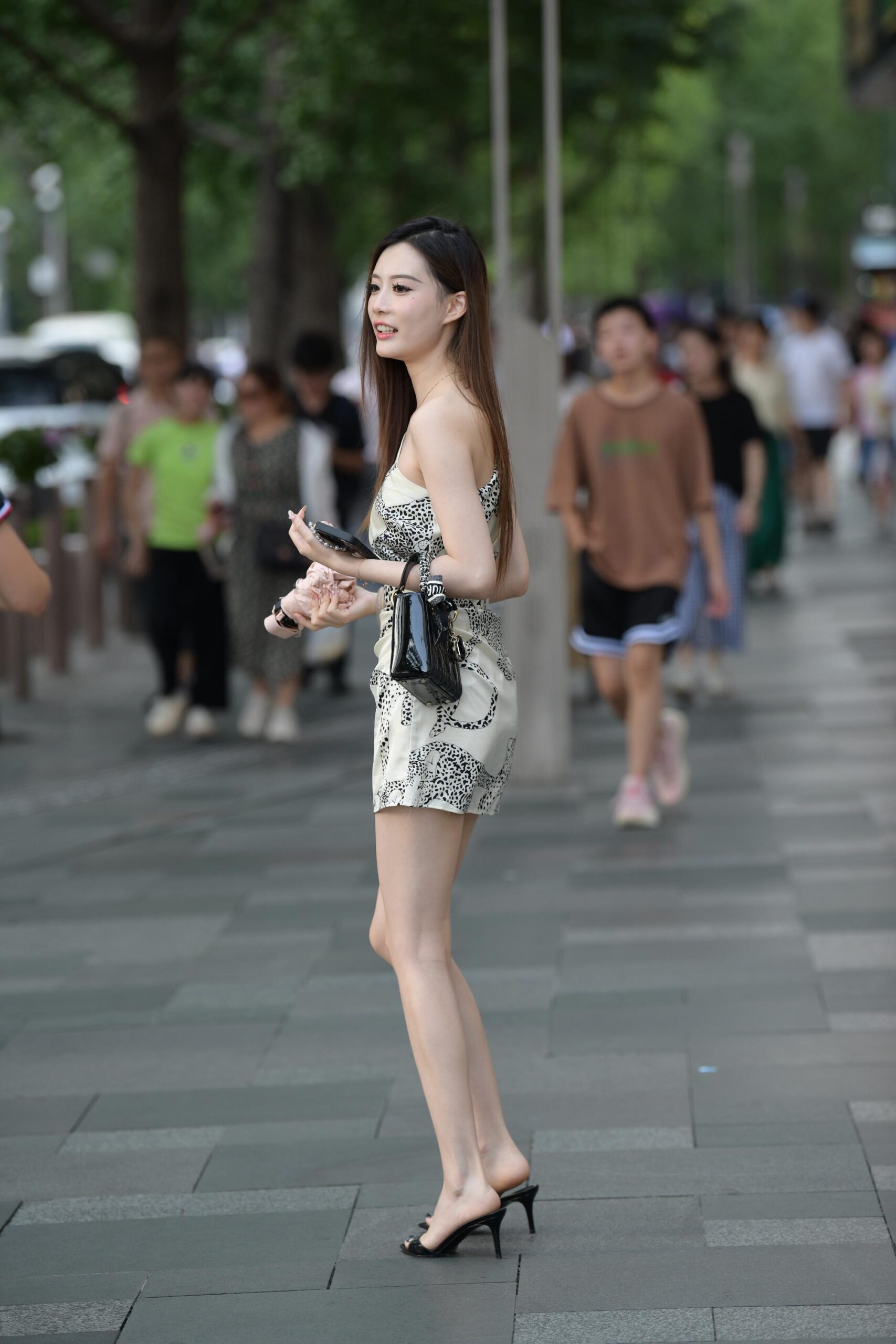 No.9601 温婉气质女神 [190P-4.42GB]