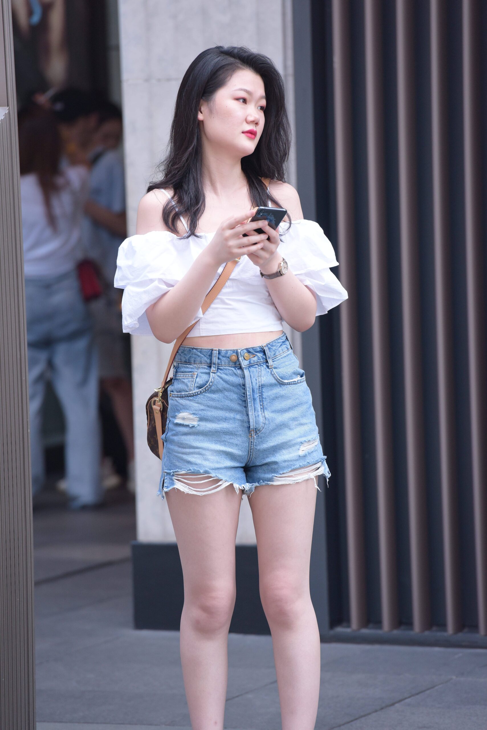 GS-K096 热裤美女【66P2V 1.44G】