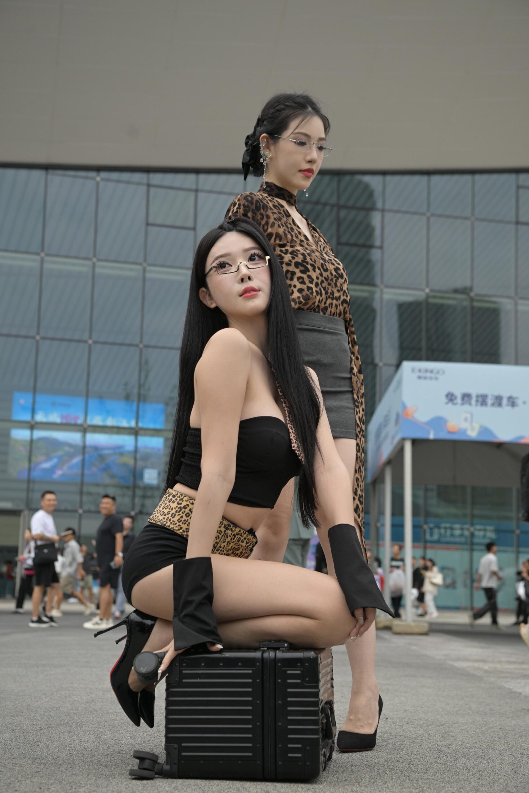 No.9580 长腿豹纹超模 [215P-5.18GB]