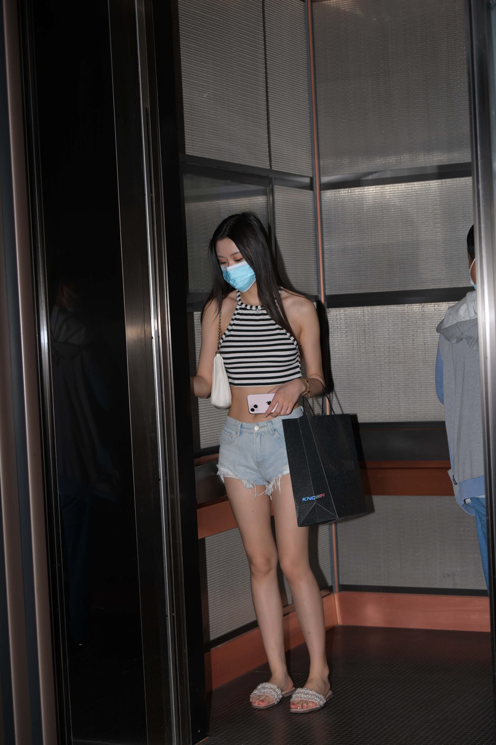 GS-T638  热裤大长腿小姐姐 【94P  1.96G】