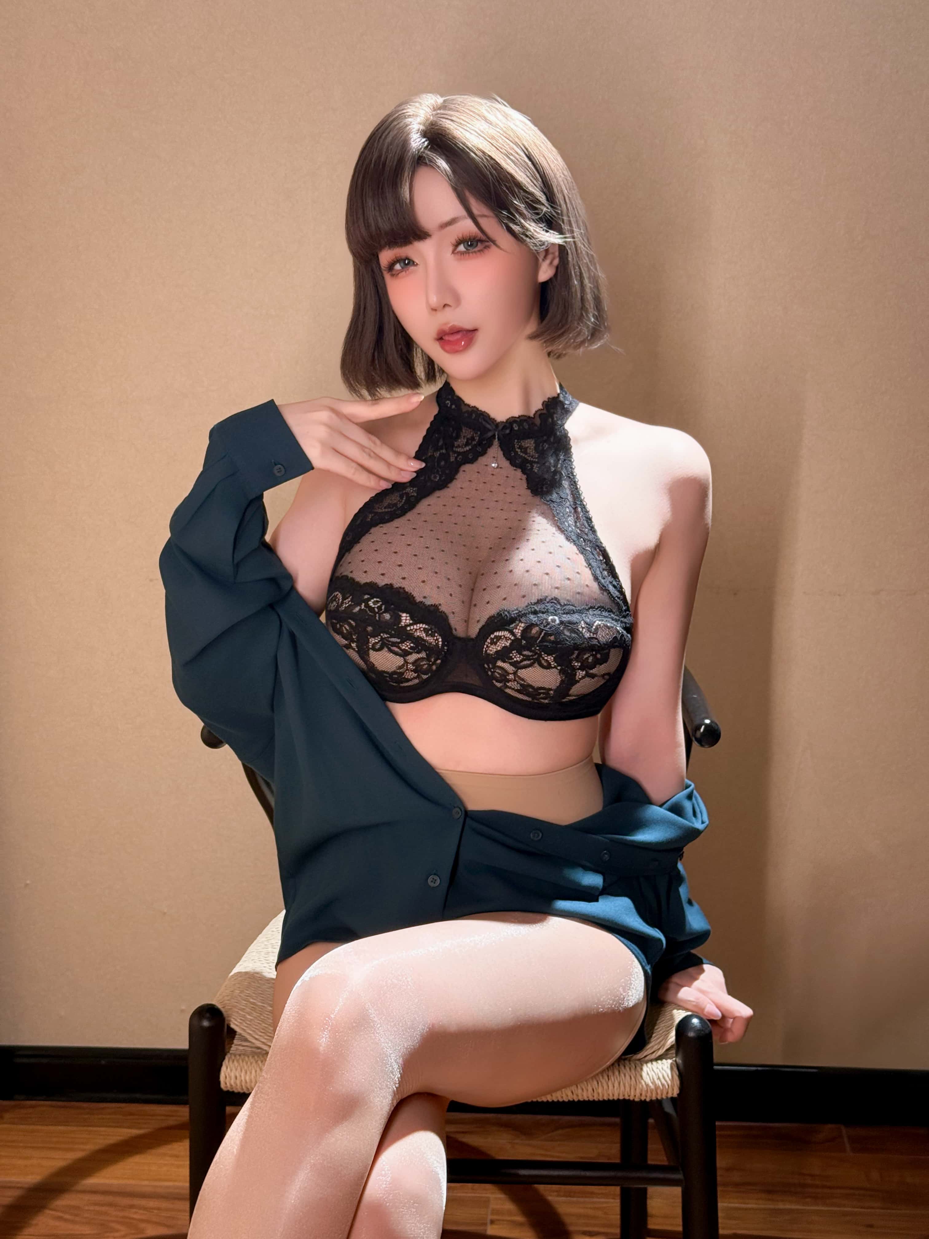 Coser小姐姐星之迟迟 - 热心的邻居姐姐 [110P1V-1.64GB]