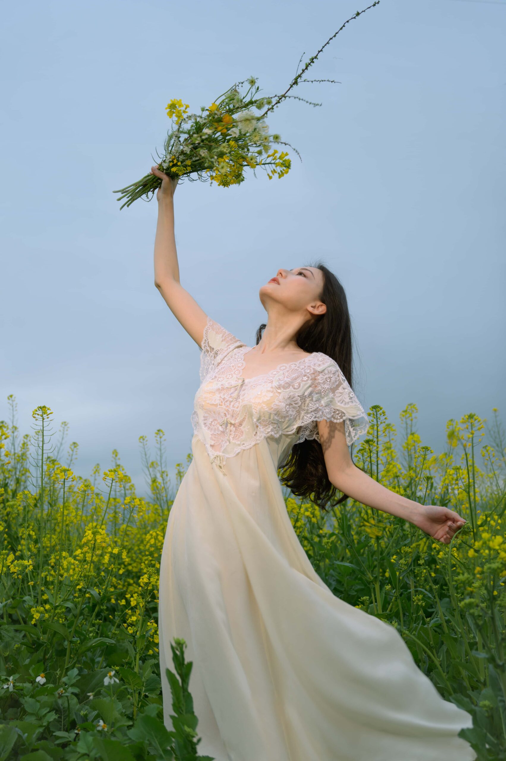 GS-Y0171 阴天与油菜花 小月 [35P-379MB]