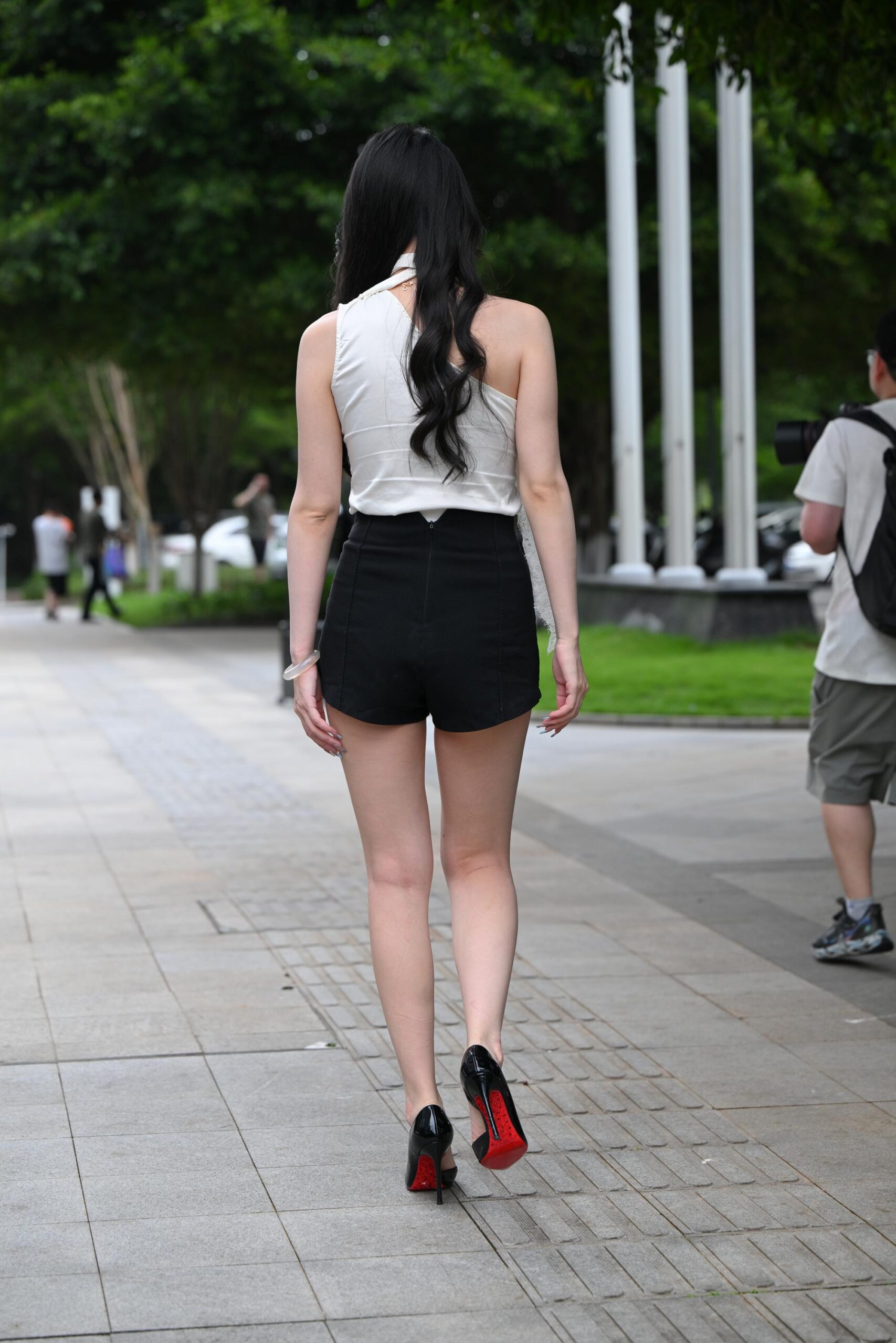 No.9483 黑白搭配弦子 [114P-1.97GB]