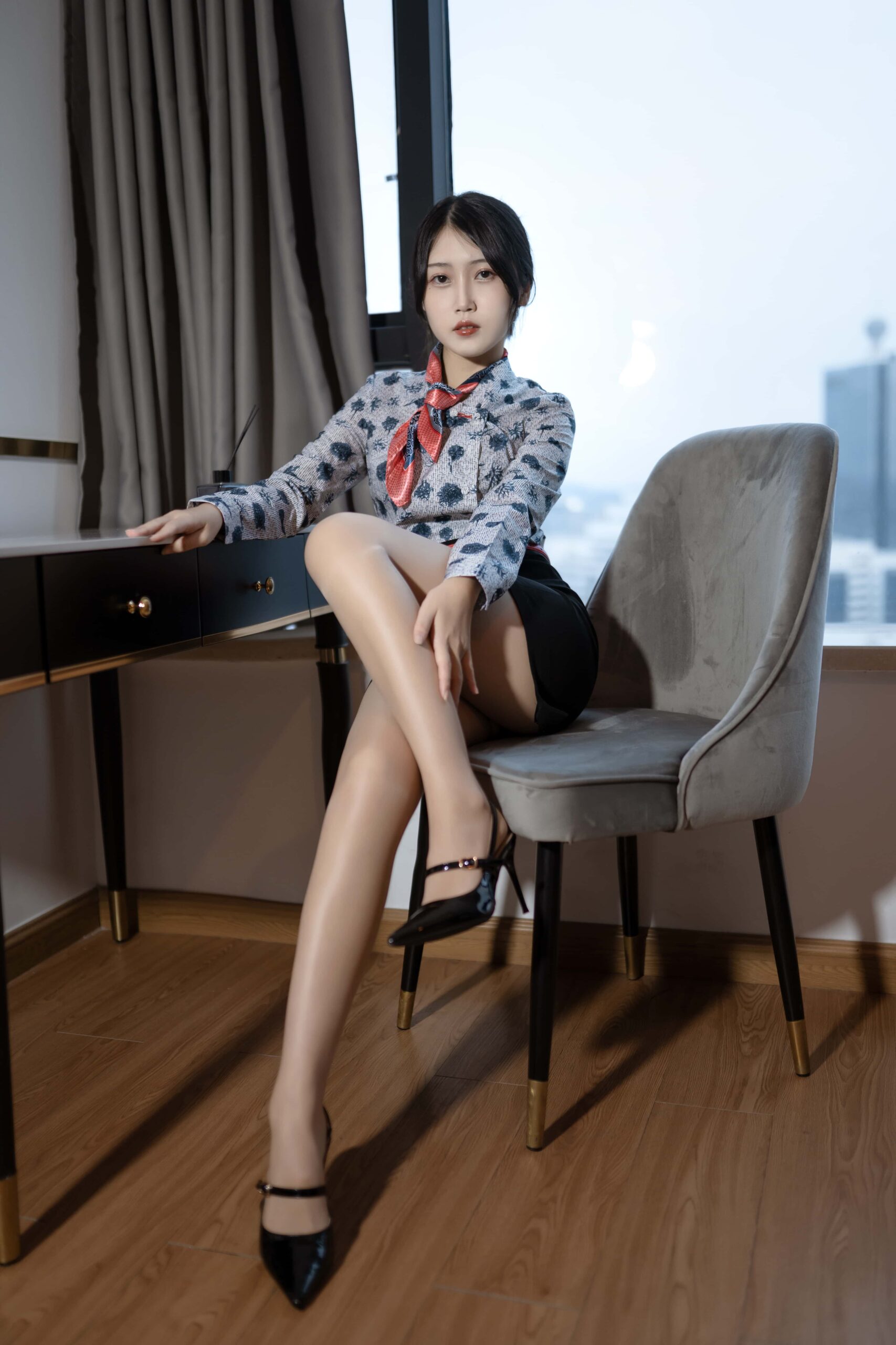 微博人气Coser不呆猫 - 东航空姐 [66P1V-1.58GB]