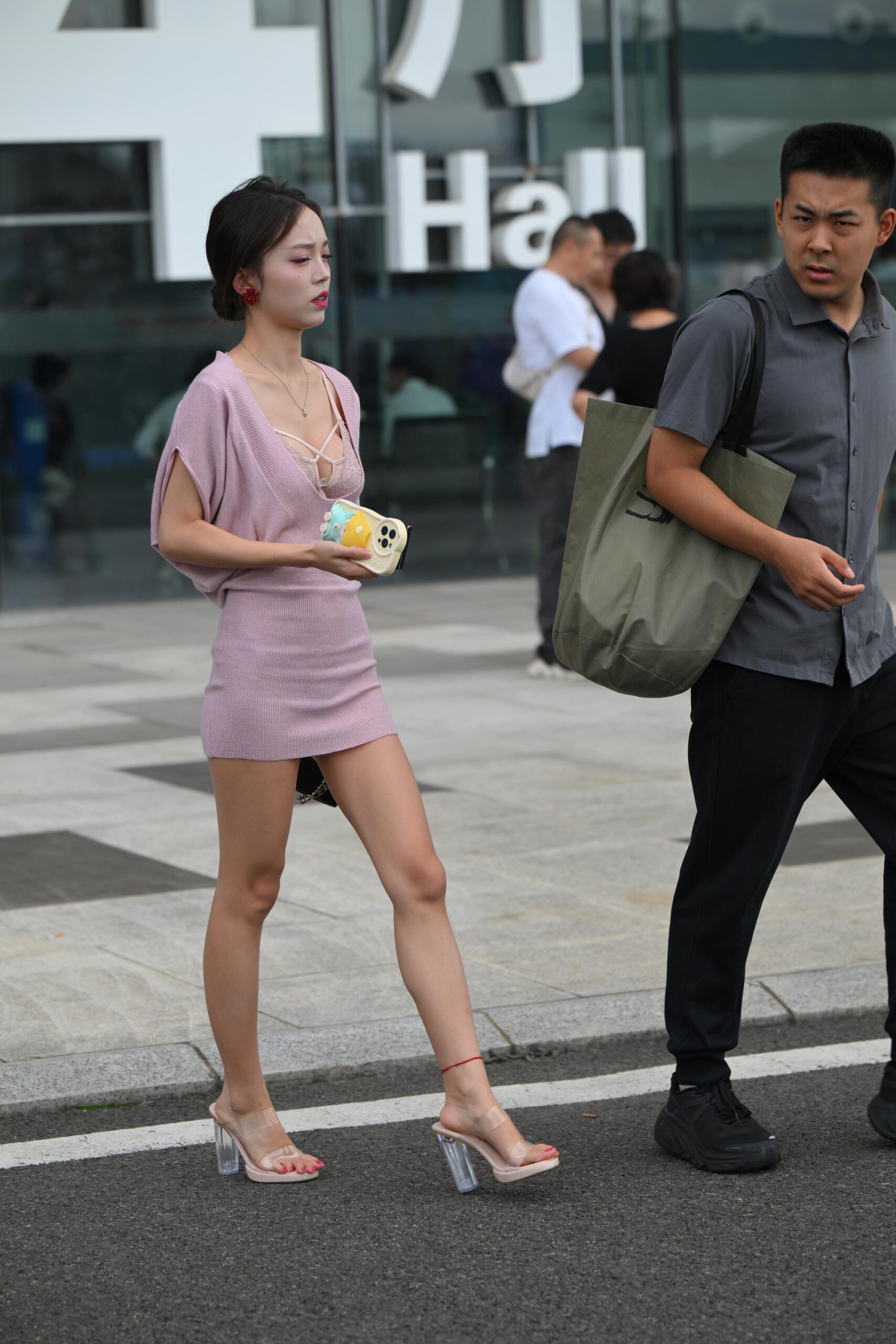 No.9562 性感小姐姐 [82P-1.42GB]