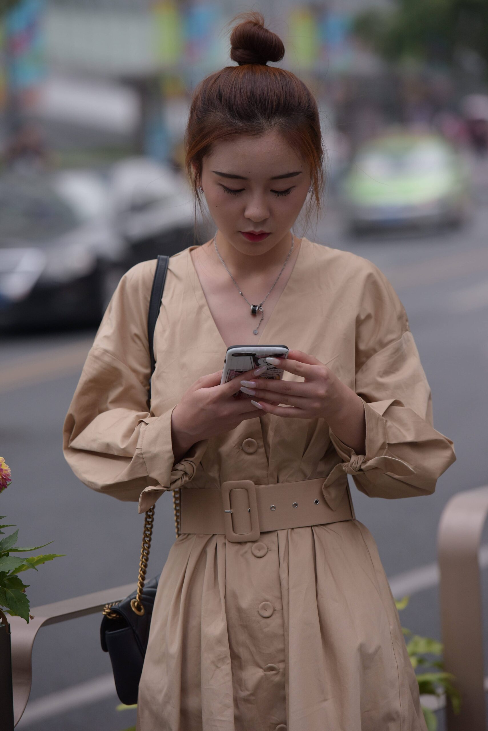 GS-K100 优雅的美女【75P4V 1.80G】