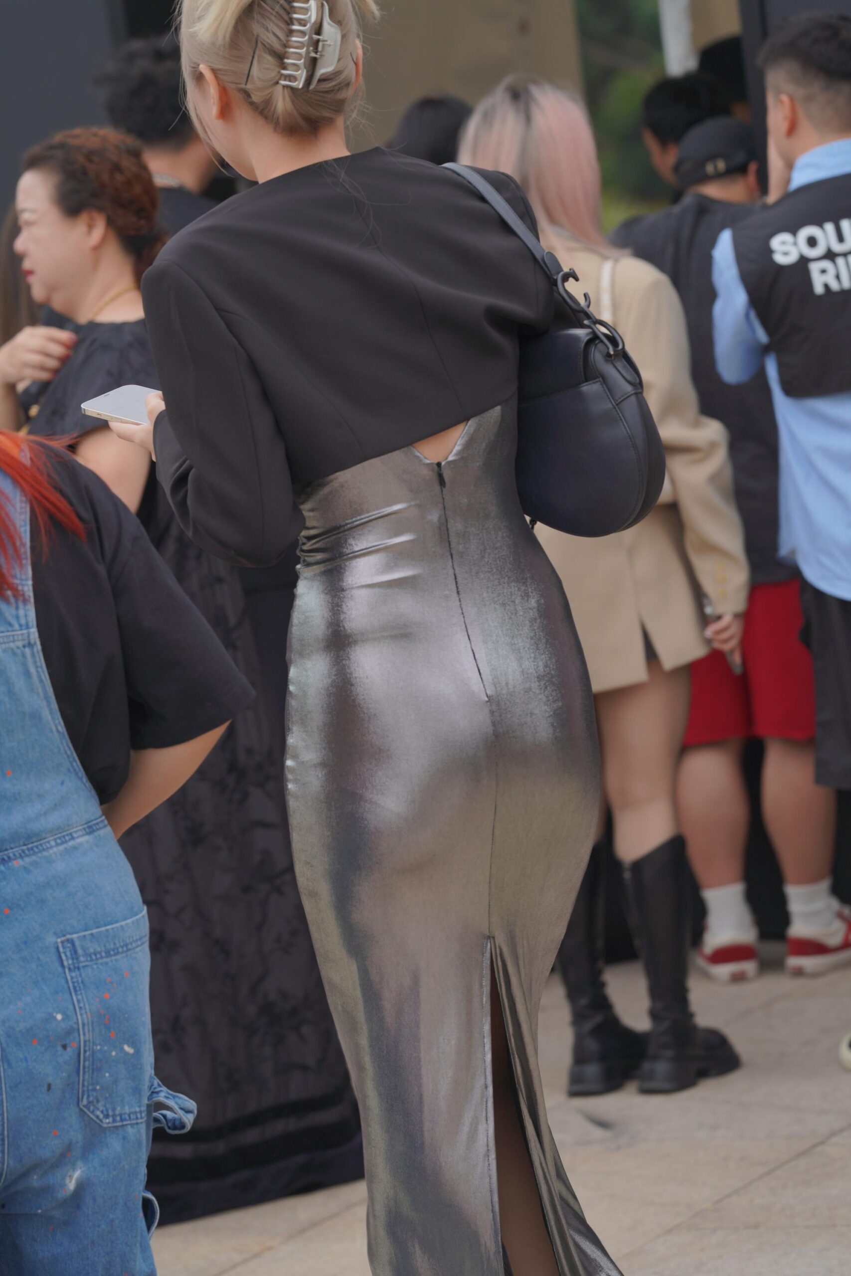 GS-T737  长裙美女 【90P  1.34G】