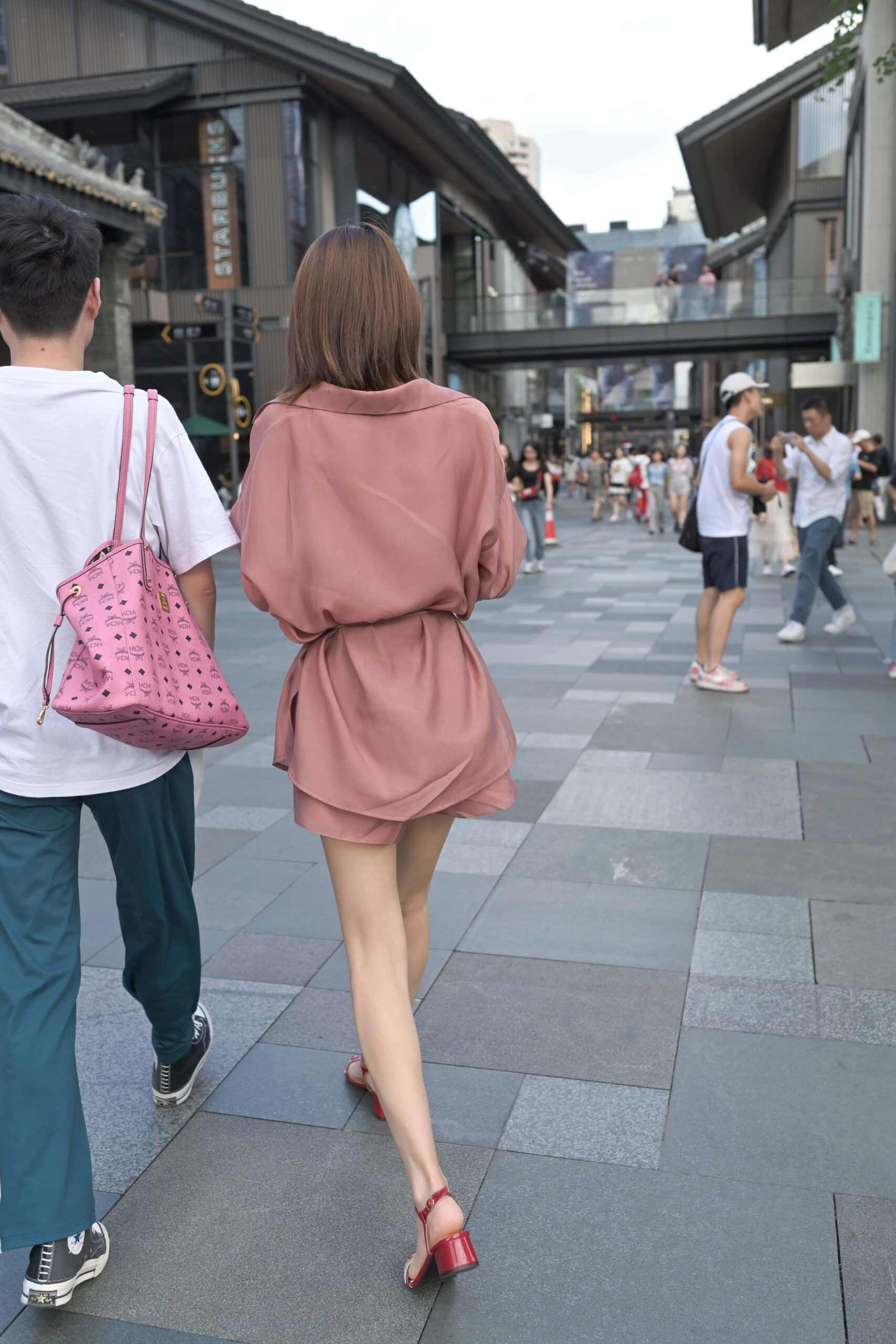 GS-K133 又长又白又直，是个极品 【21P  545M】