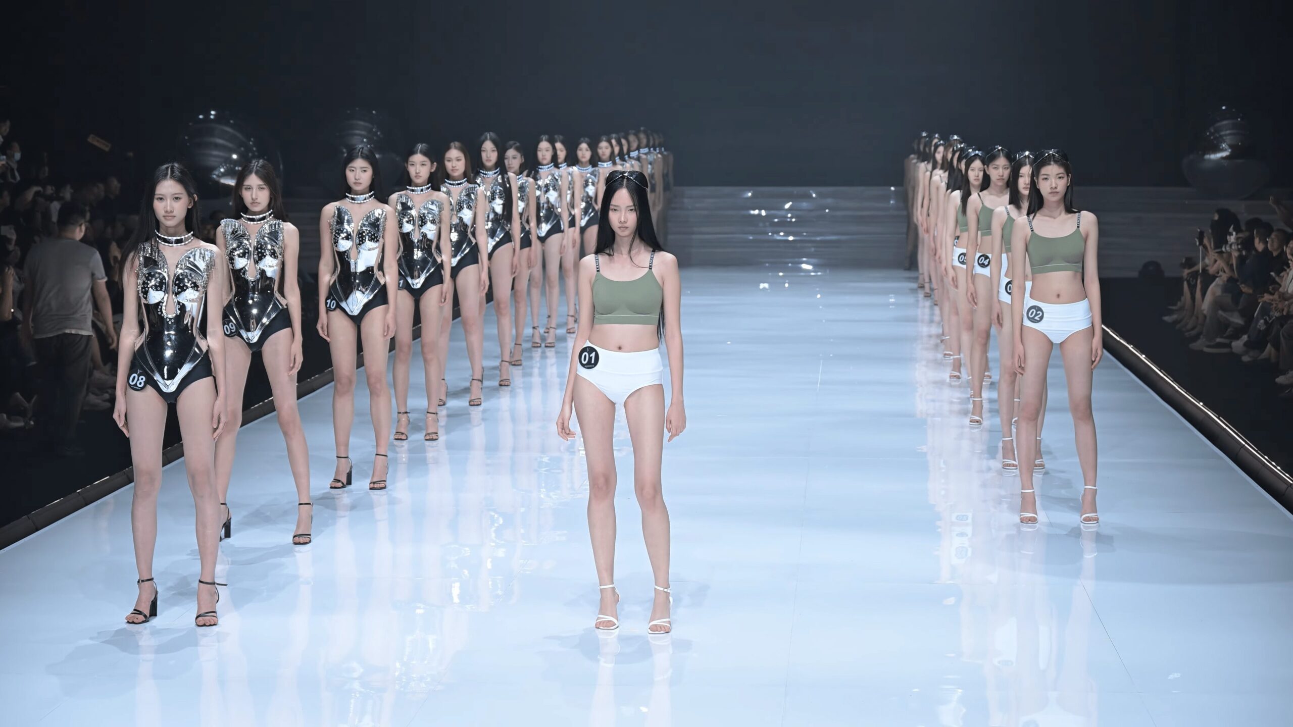 第12届SIUF国际超模大赛第一部分【10分16秒 1.19G】