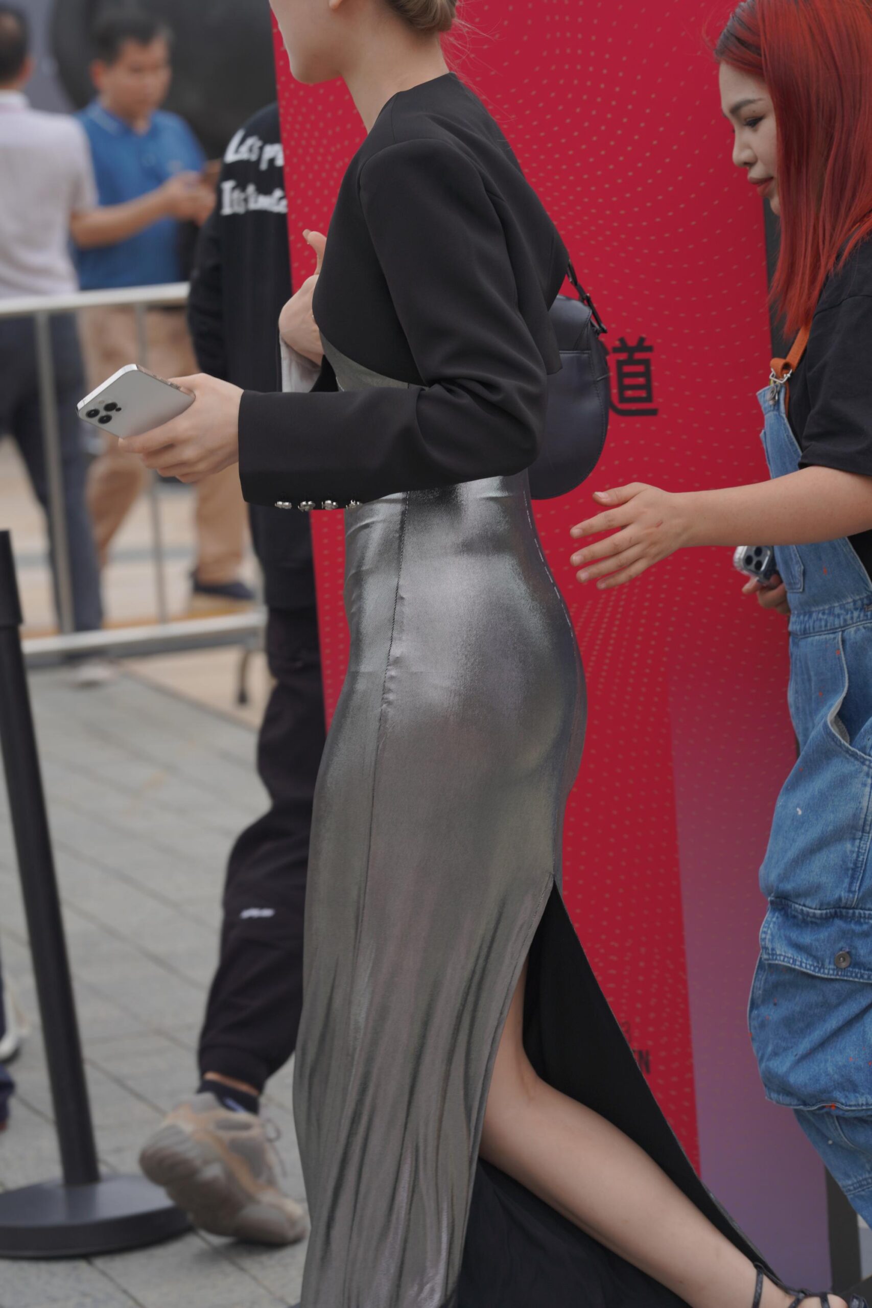 GS-T737  长裙美女 【90P  1.34G】