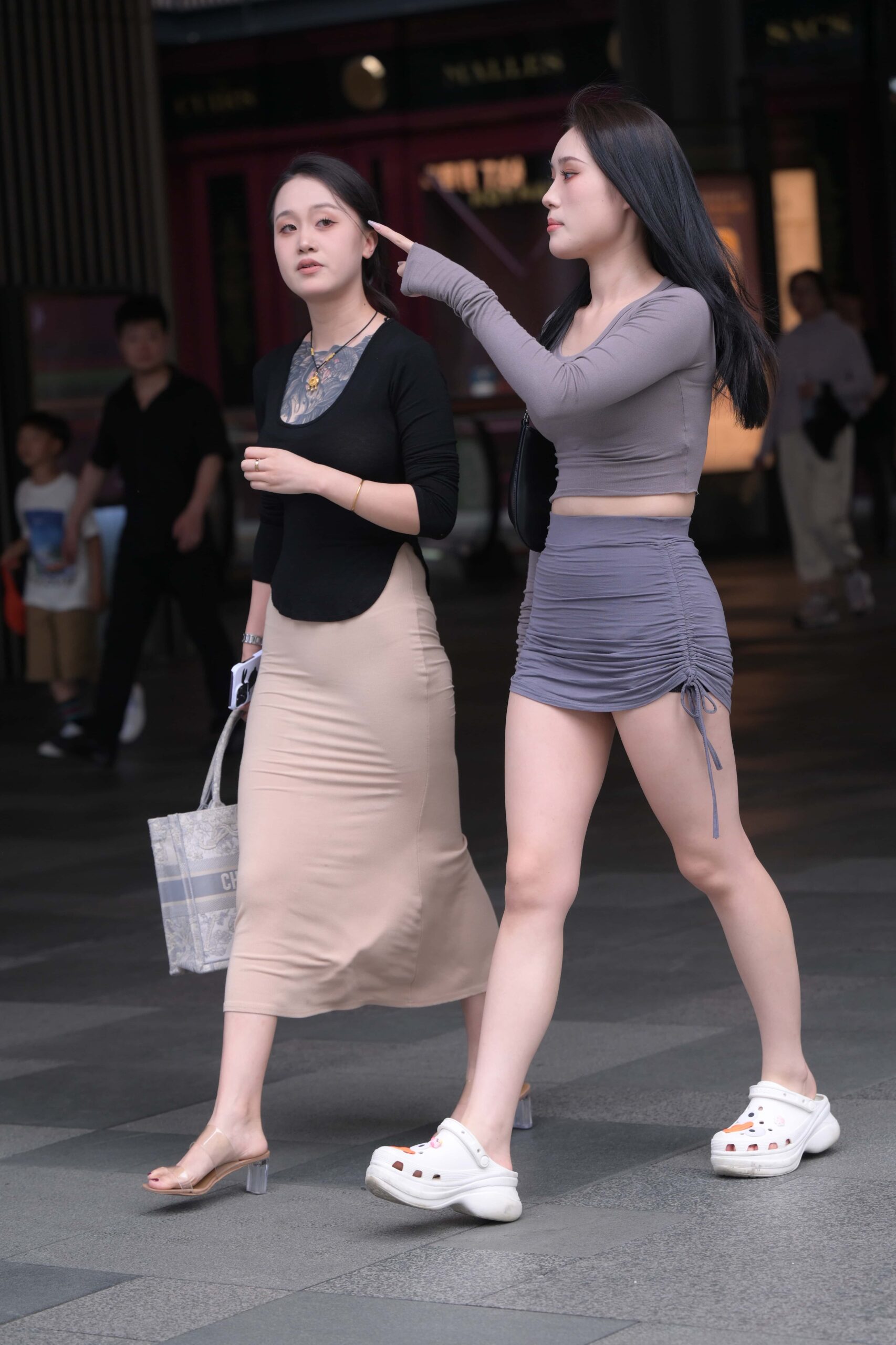 GS-X772 紧致包臀裙姐妹逛街 【198P 3.73G】