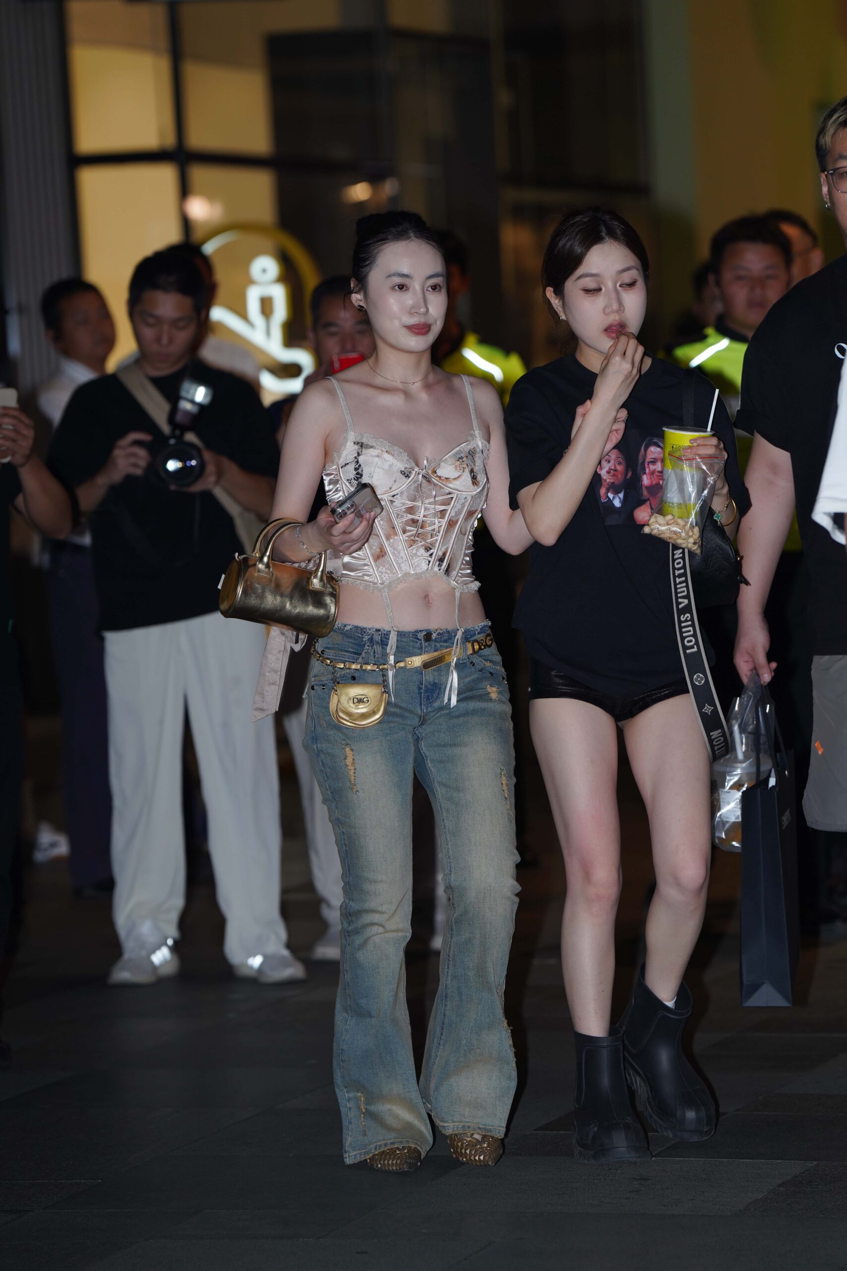 GS-T772  洪兴十三姨  【90P  1.55G】