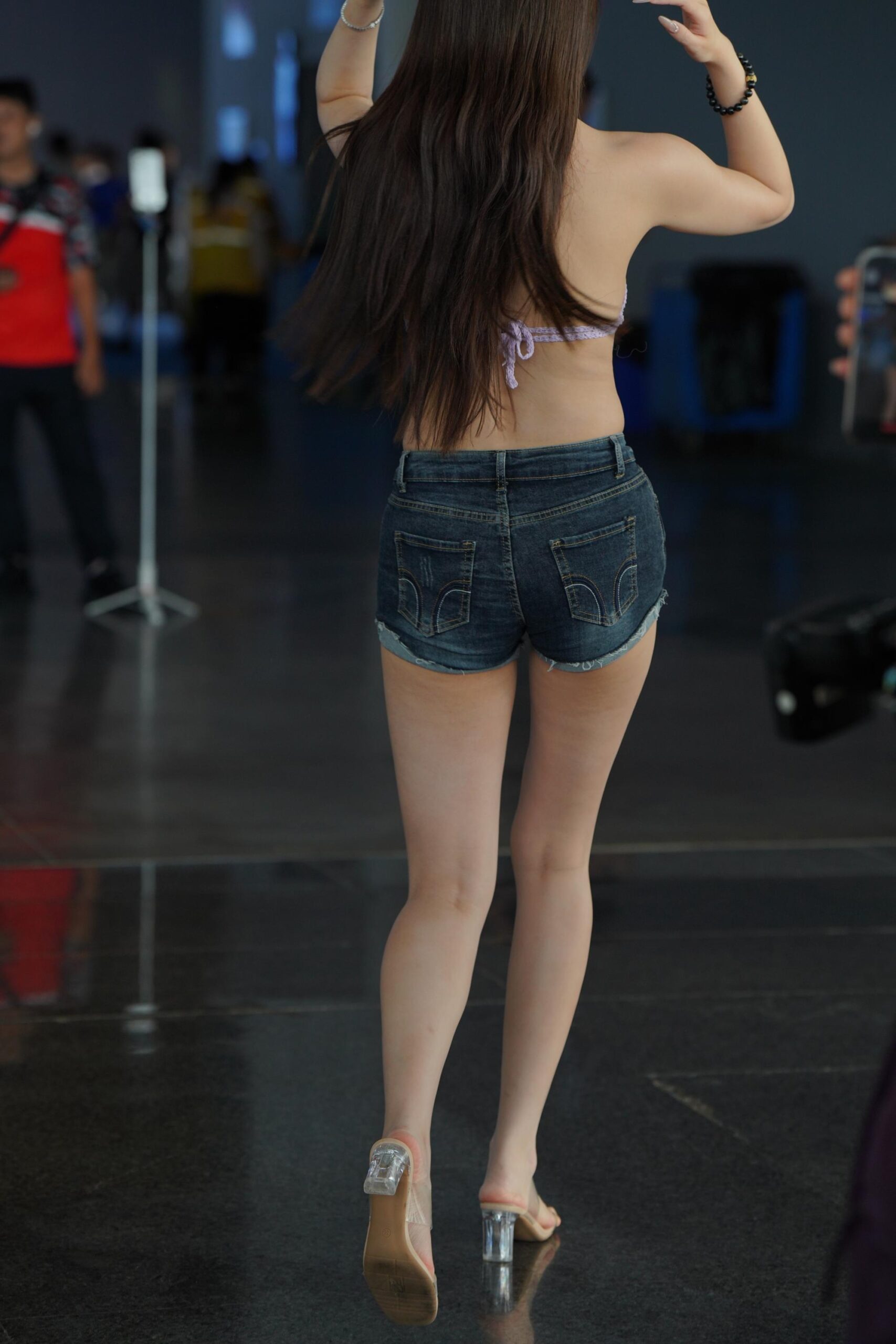 No.9616 热裤美背小思佳 [114P-1.91GB]