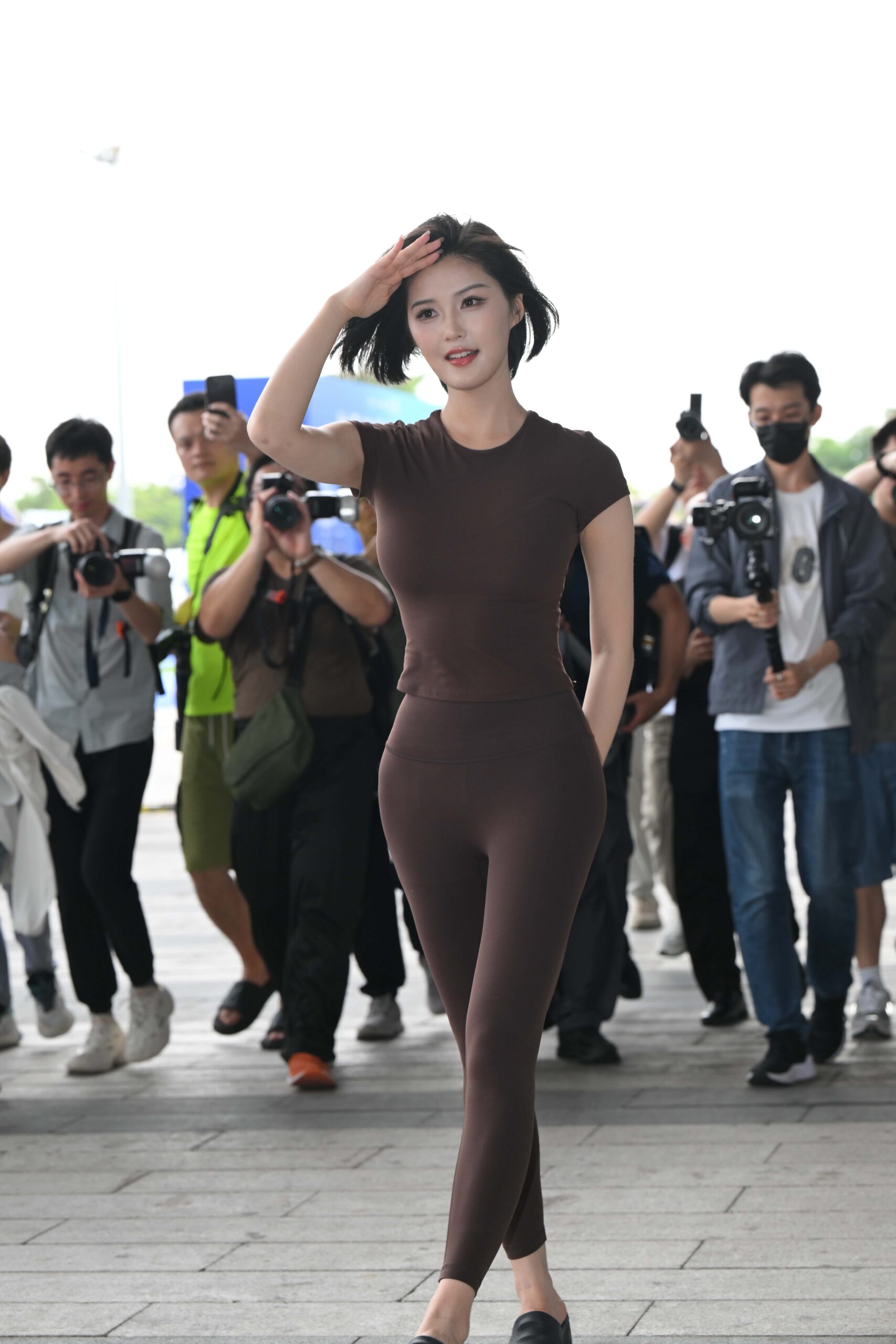 GS-T763   2025深港澳车展（程儿） 【99P  1.79G】