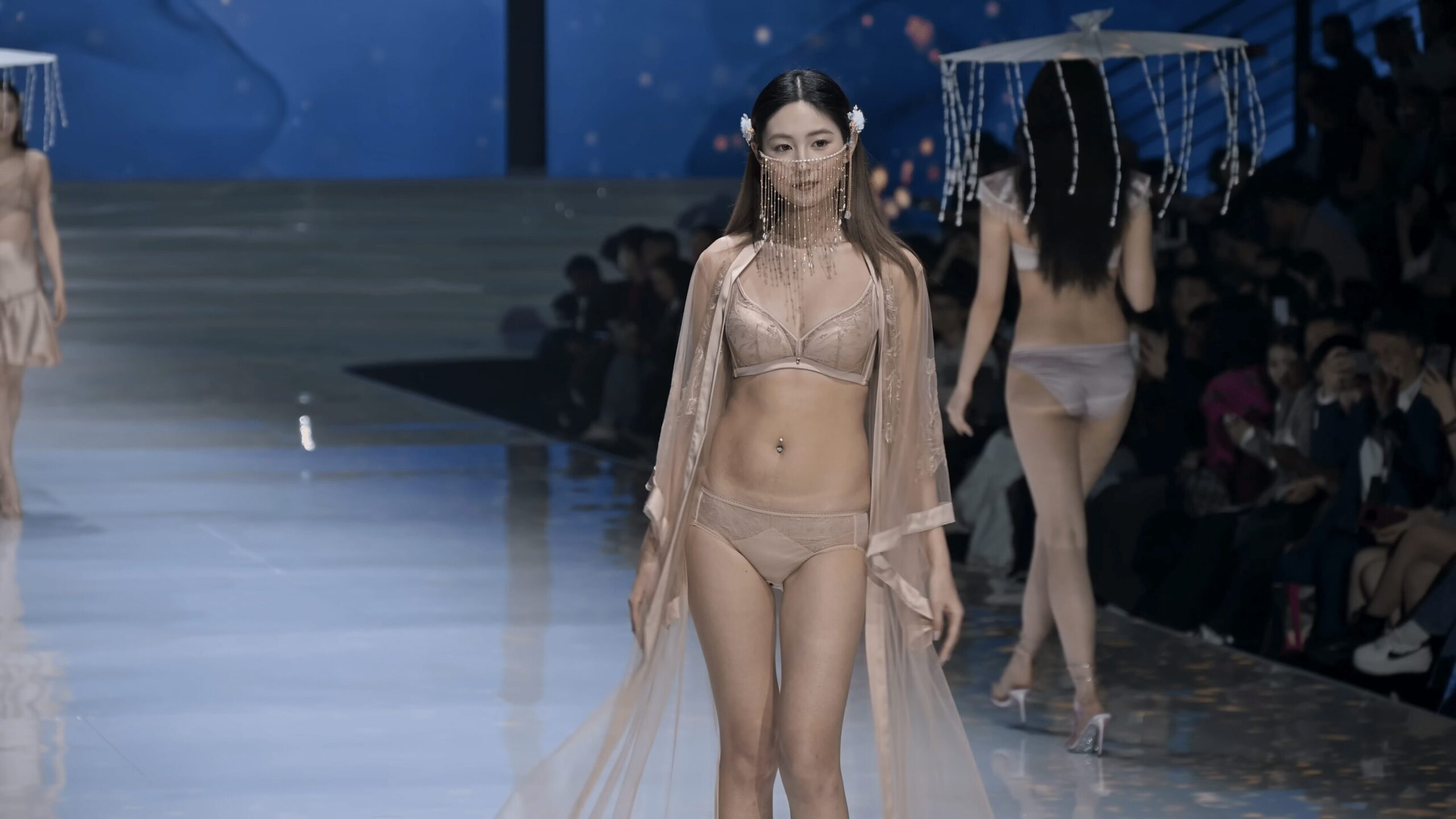 2025 深圳内衣展 展会模特【9分52秒  1.72G】