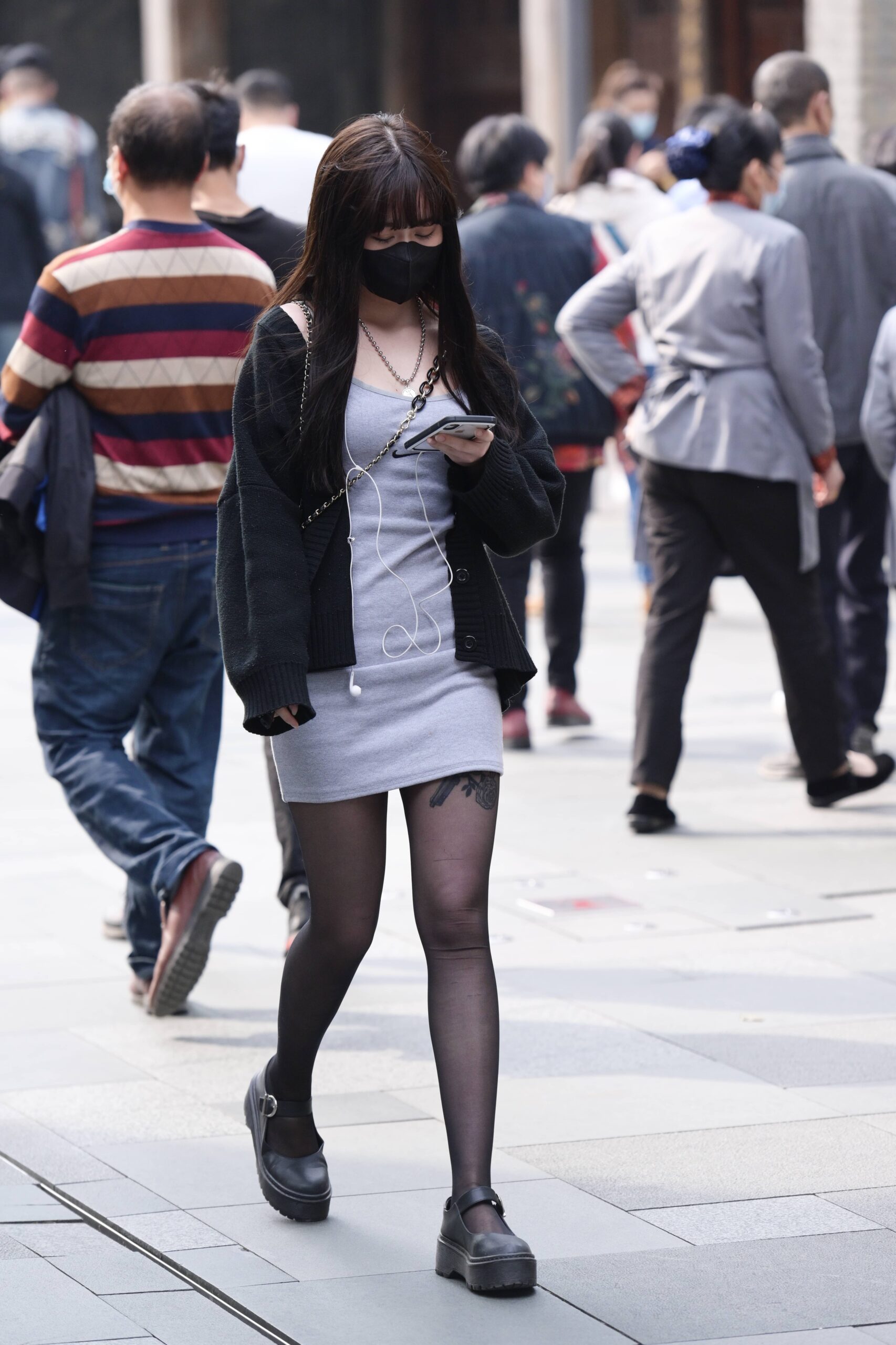 GS-K124  热裤美女 【23P  484M】