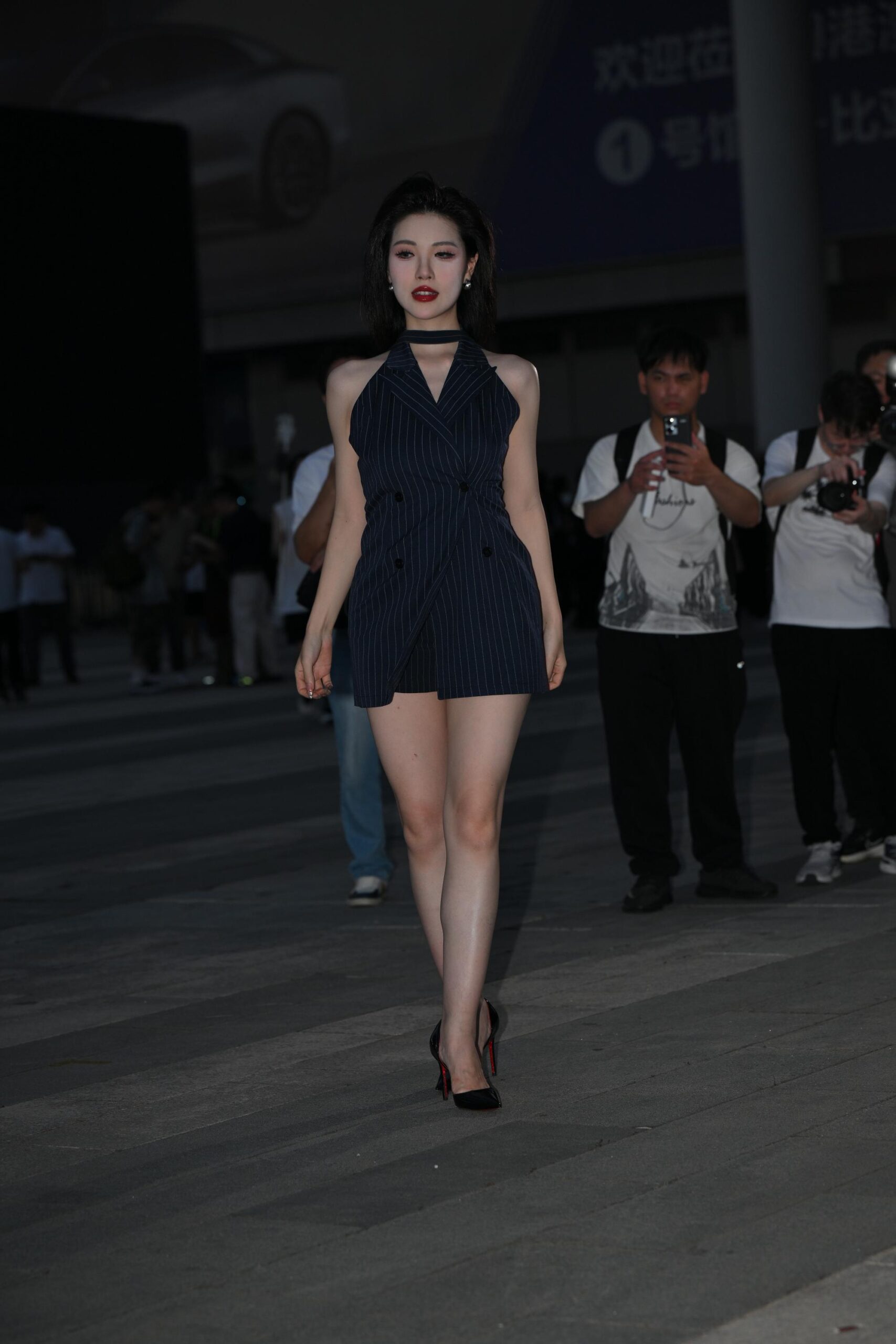 No.9653 气质条纹吊带裙 [101P-1.95GB]